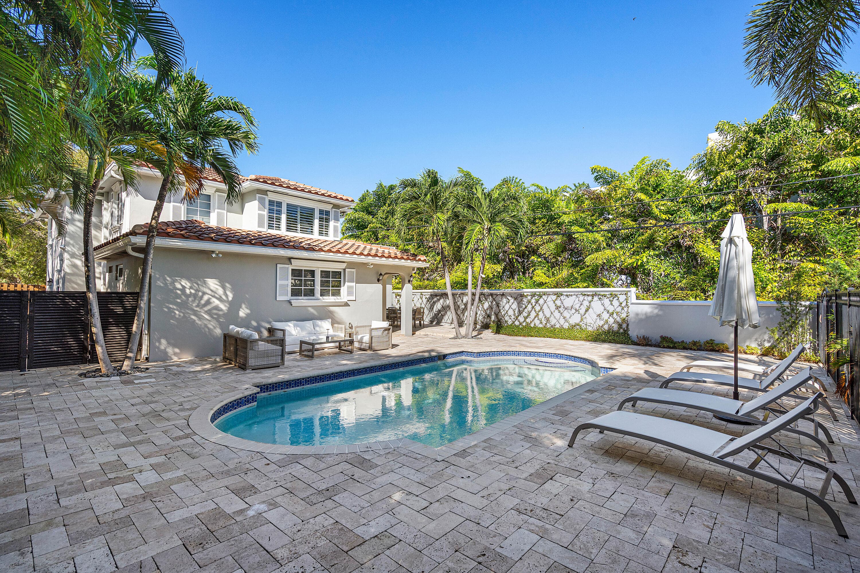 820 Palm Trail, Delray Beach, FL 33483 — photo 36 of 40