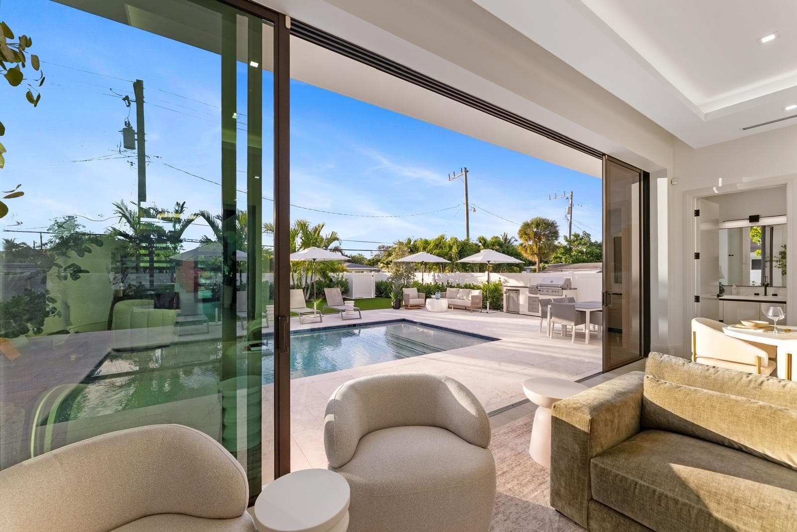 220 S Swinton Avenue, Delray Beach, FL 33444 — photo 7 of 81