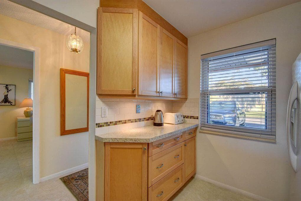 307 Lake Evelyn Drive, West Palm Beach, FL 33411 — photo 12 of 66