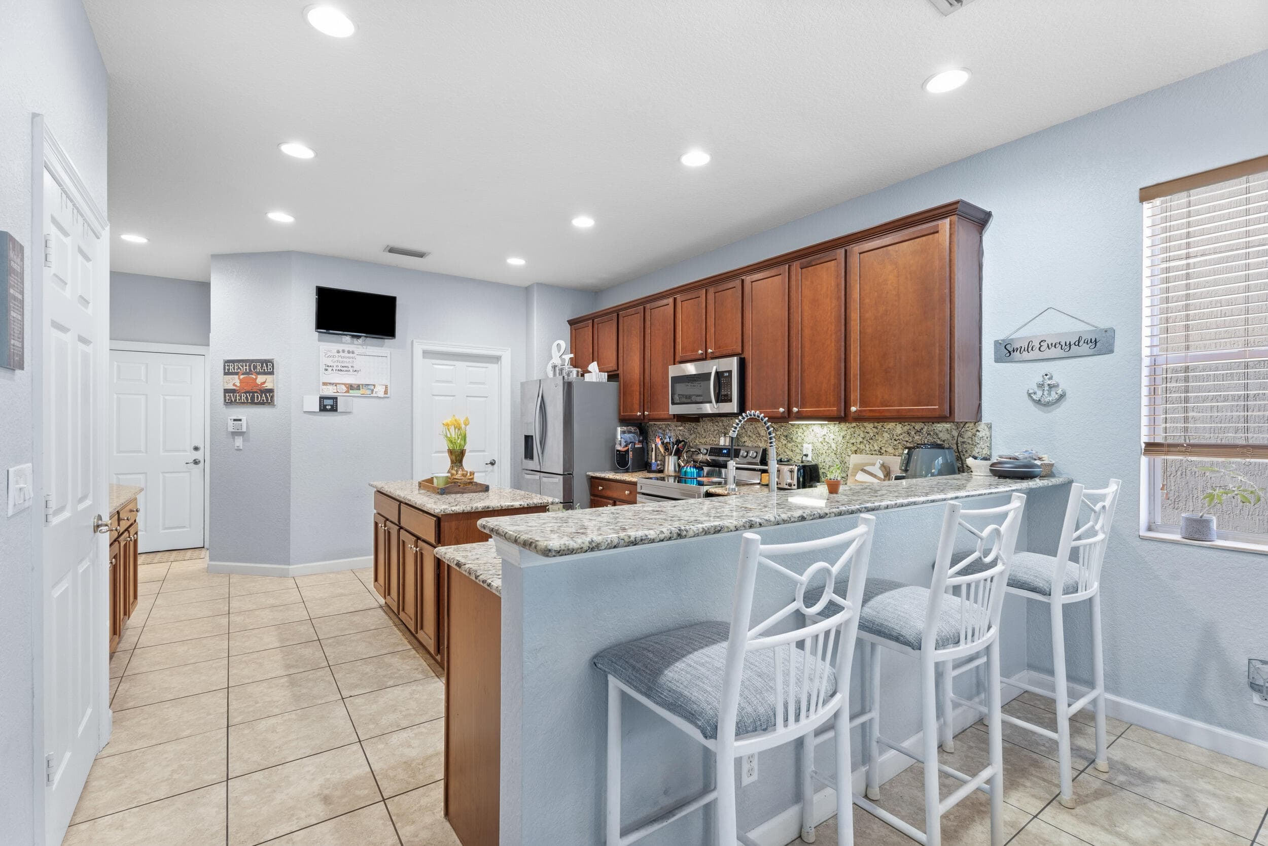 5935 SE Crooked Oak Avenue, Hobe Sound, FL 33455 — photo 12 of 40