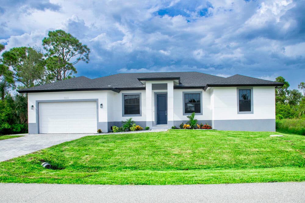 15633 Lakeland Circle, Port Charlotte, FL 33981 — photo 1 of 27
