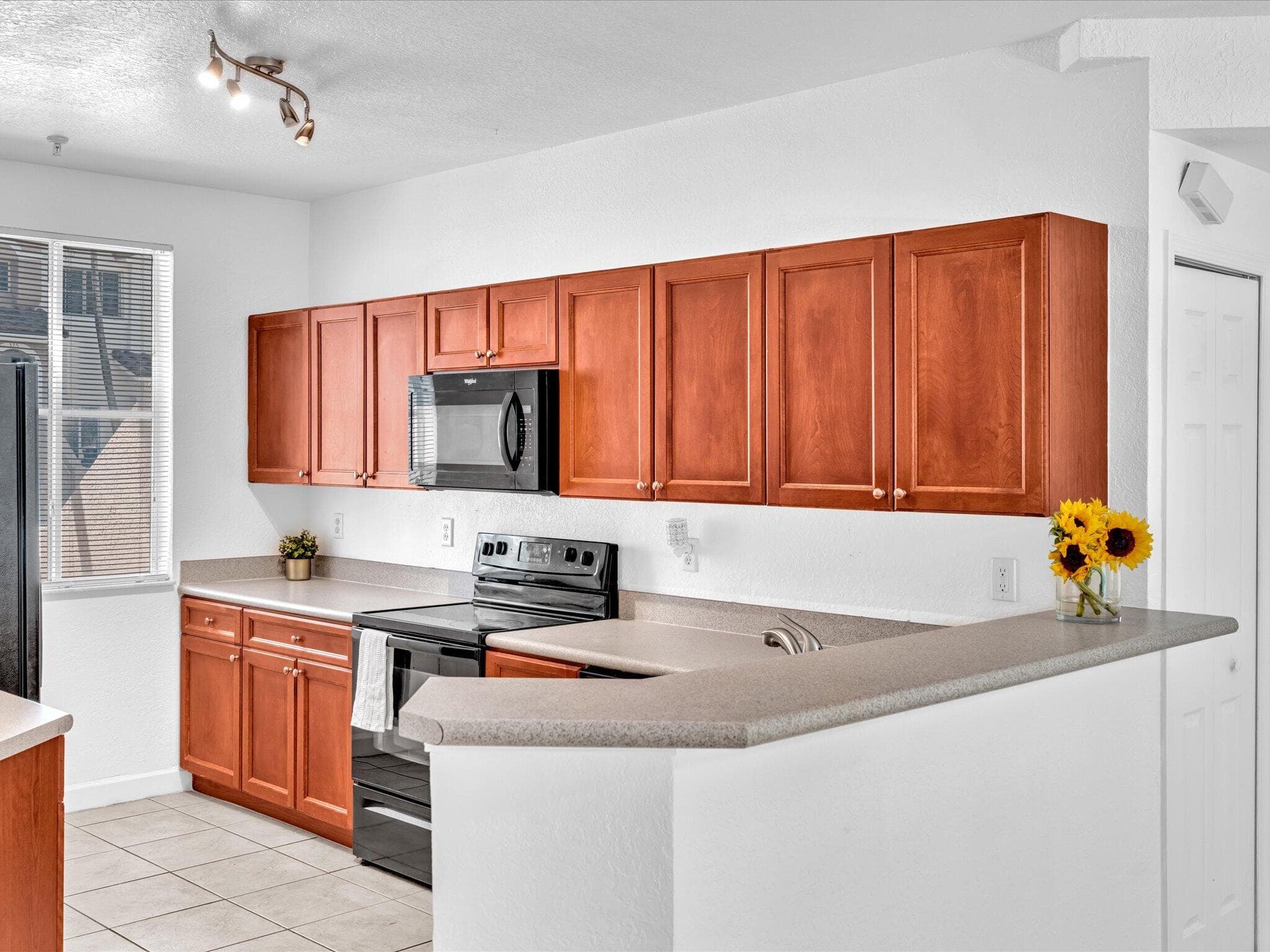 513 Bayfront Drive, Boynton Beach, FL 33435 — photo 12 of 56