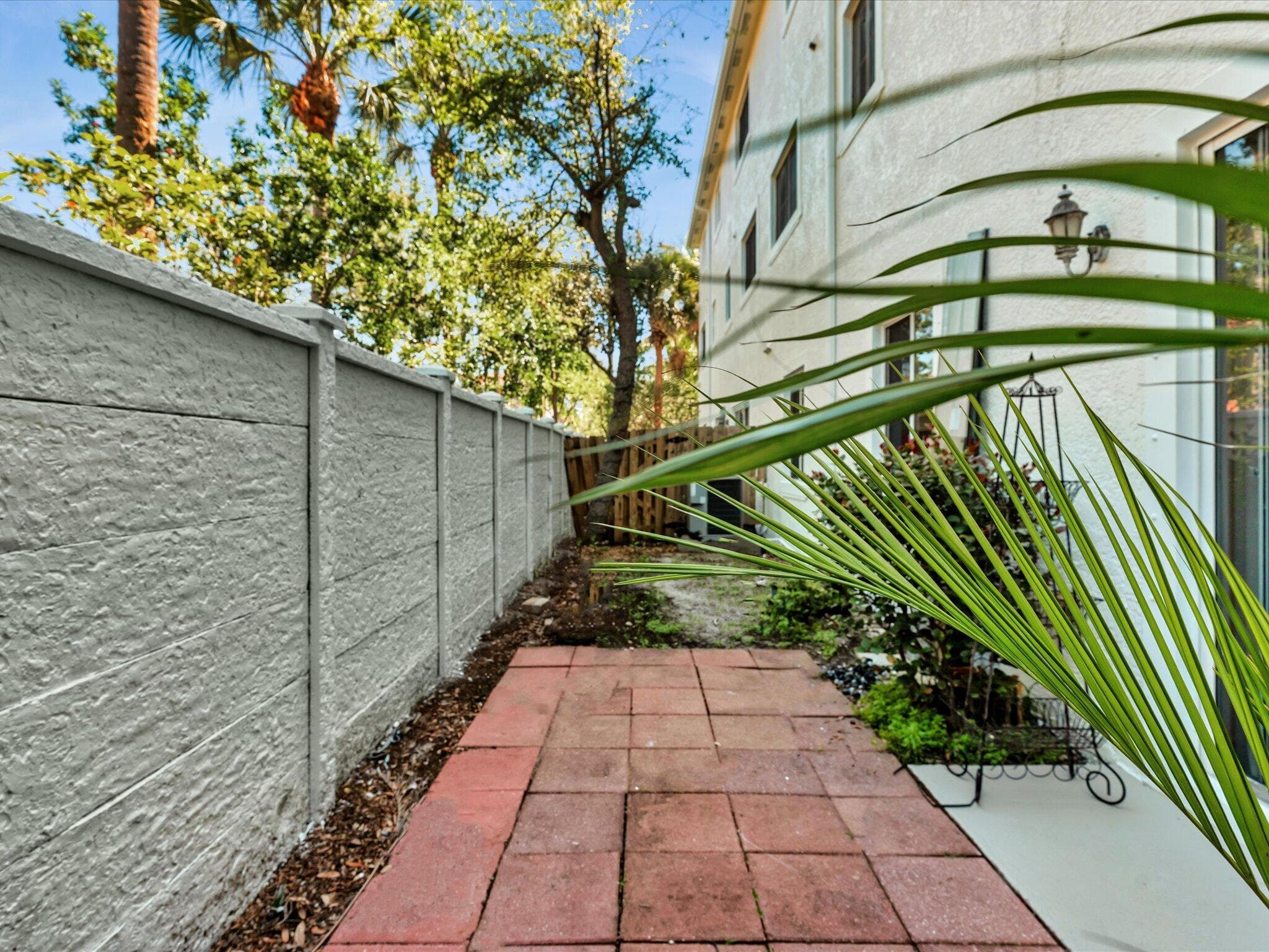 513 Bayfront Drive, Boynton Beach, FL 33435 — photo 22 of 56