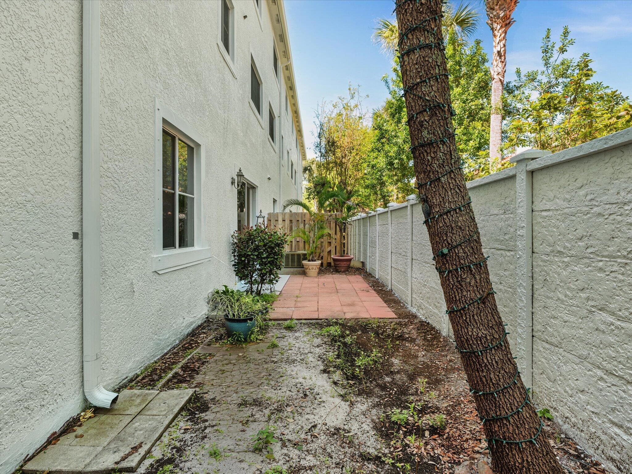513 Bayfront Drive, Boynton Beach, FL 33435 — photo 23 of 56