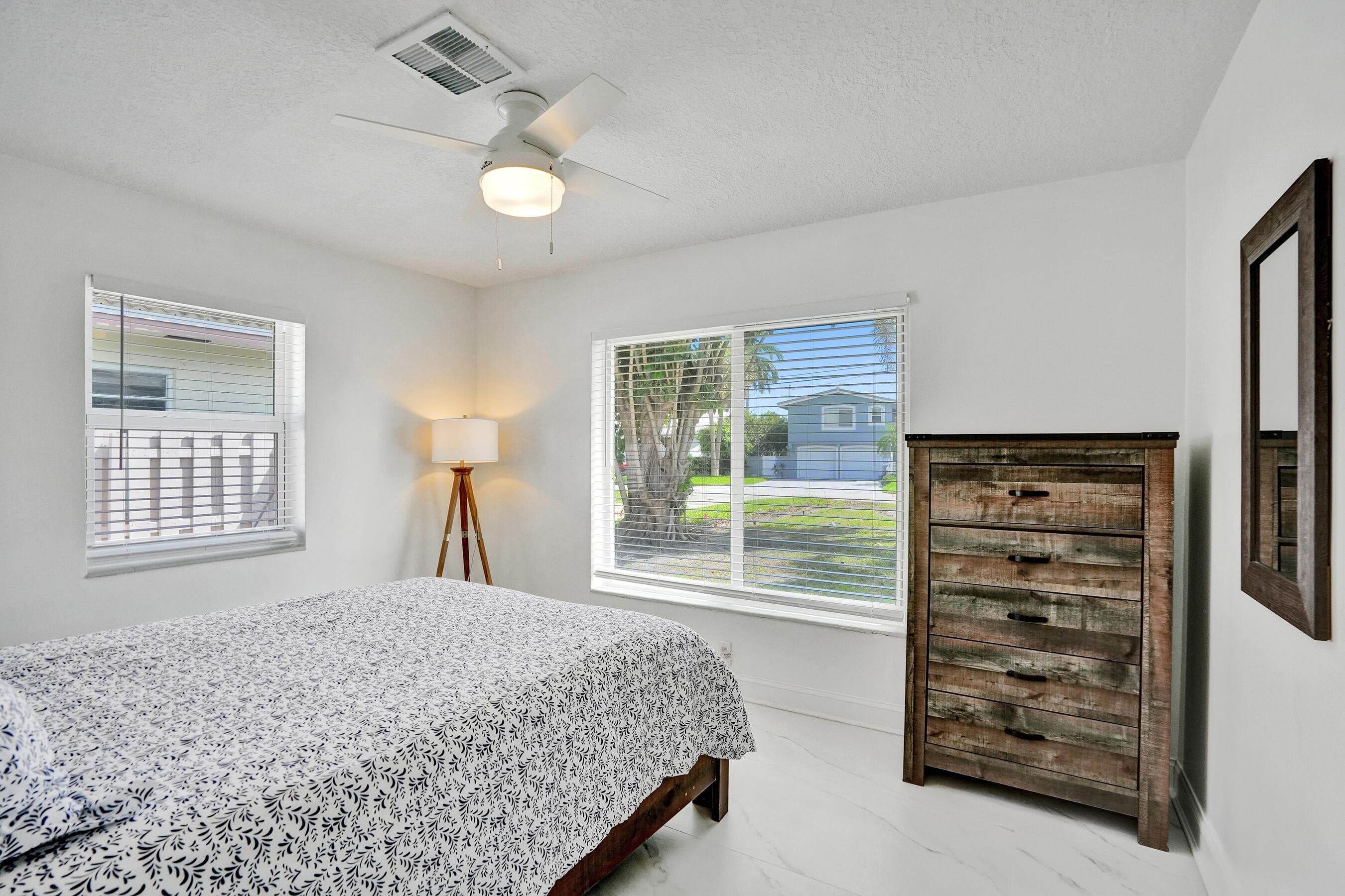1633 SE 5th Court, Deerfield Beach, FL 33441 — photo 11 of 24
