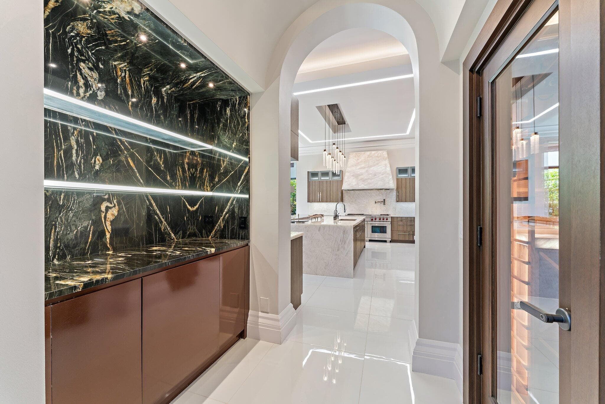 636 Hermitage Circle, Palm Beach Gardens, FL 33410 — photo 42 of 78