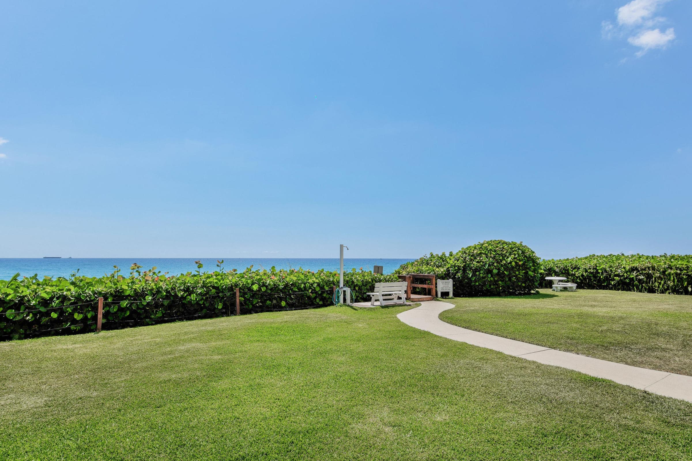 4200 N Ocean Drive 1, Riviera Beach, FL 33404 — photo 23 of 59