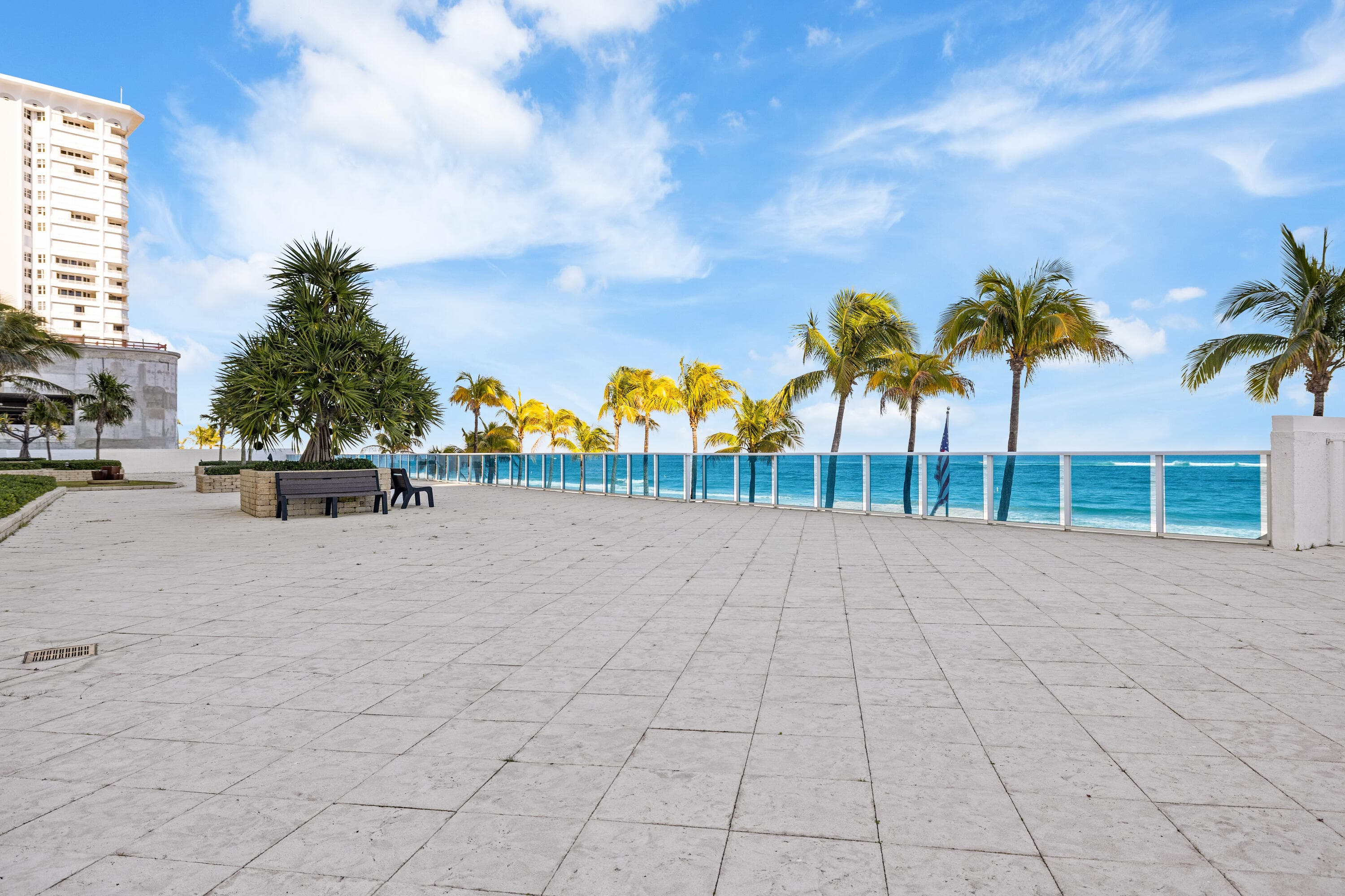 1360 S Ocean Boulevard 403, Pompano Beach, FL 33062 — photo 4 of 37