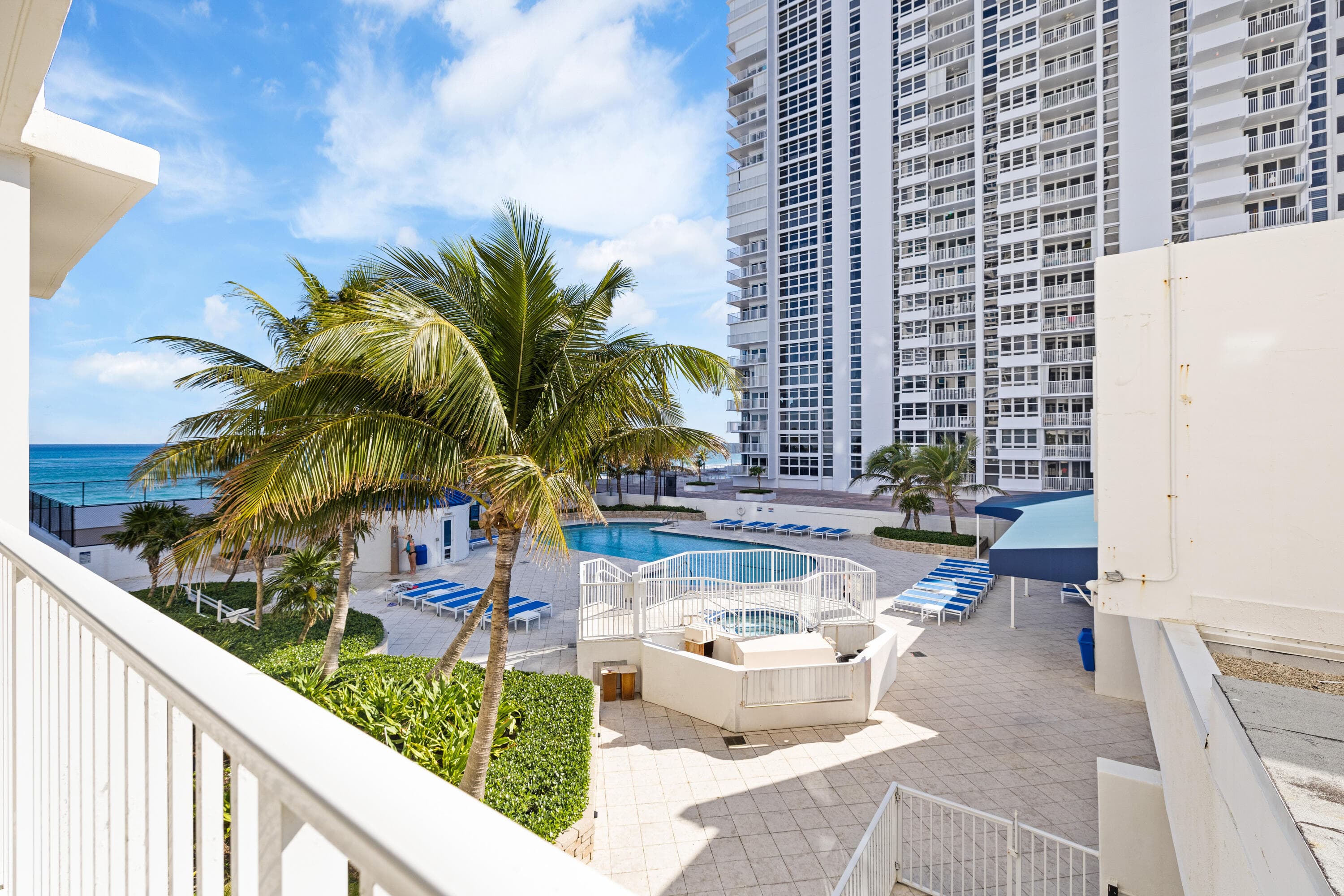 1360 S Ocean Boulevard 403, Pompano Beach, FL 33062 — photo 9 of 37