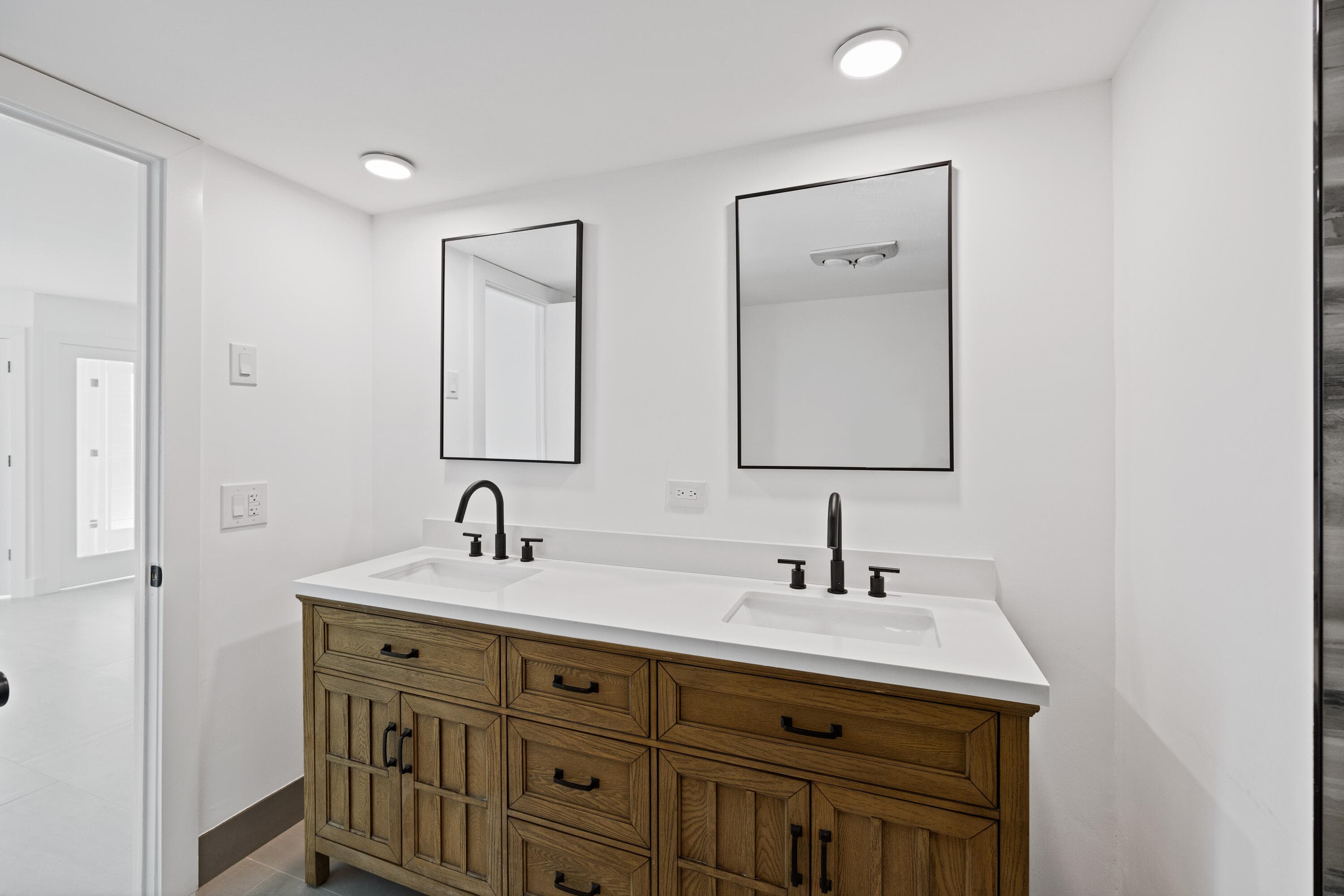 1360 S Ocean Boulevard 403, Pompano Beach, FL 33062 — photo 12 of 37