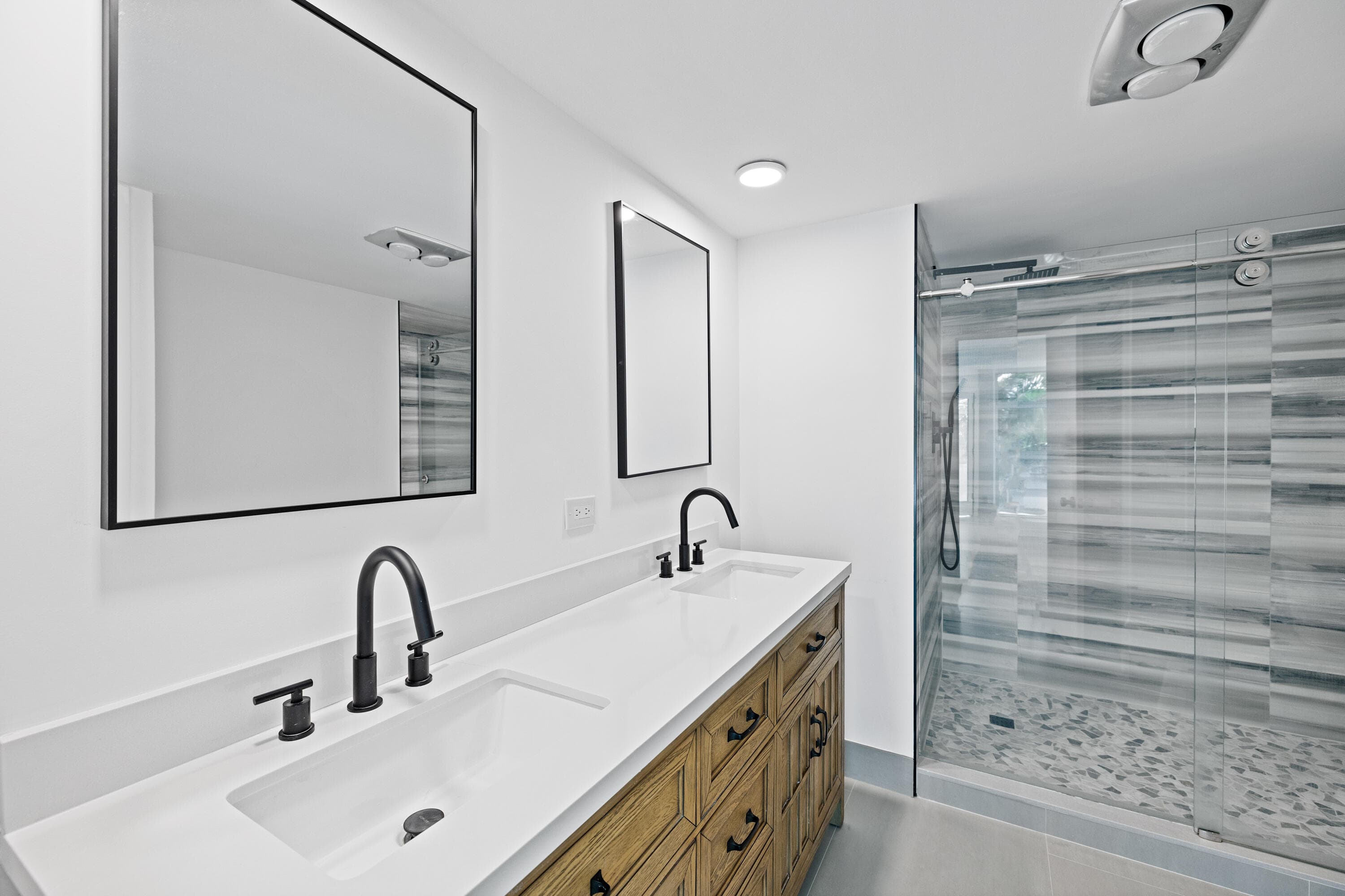 1360 S Ocean Boulevard 403, Pompano Beach, FL 33062 — photo 15 of 37