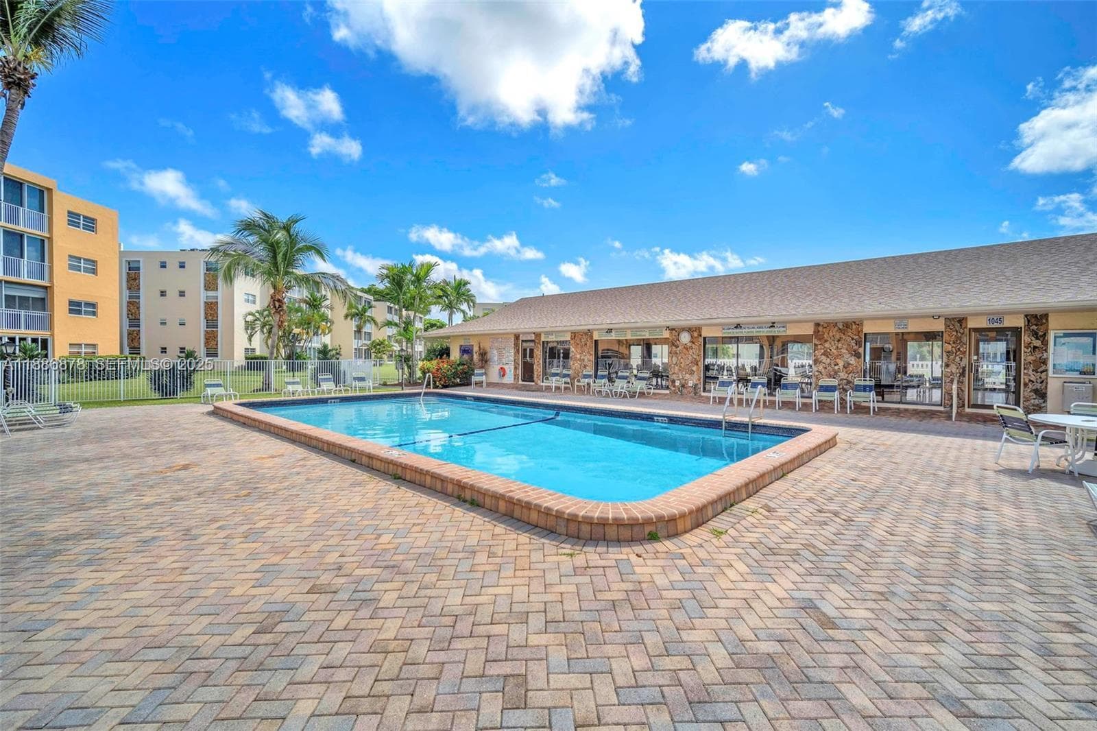 205 SE 11th Terrace 101, Dania Beach, FL 33004 — photo 24 of 43