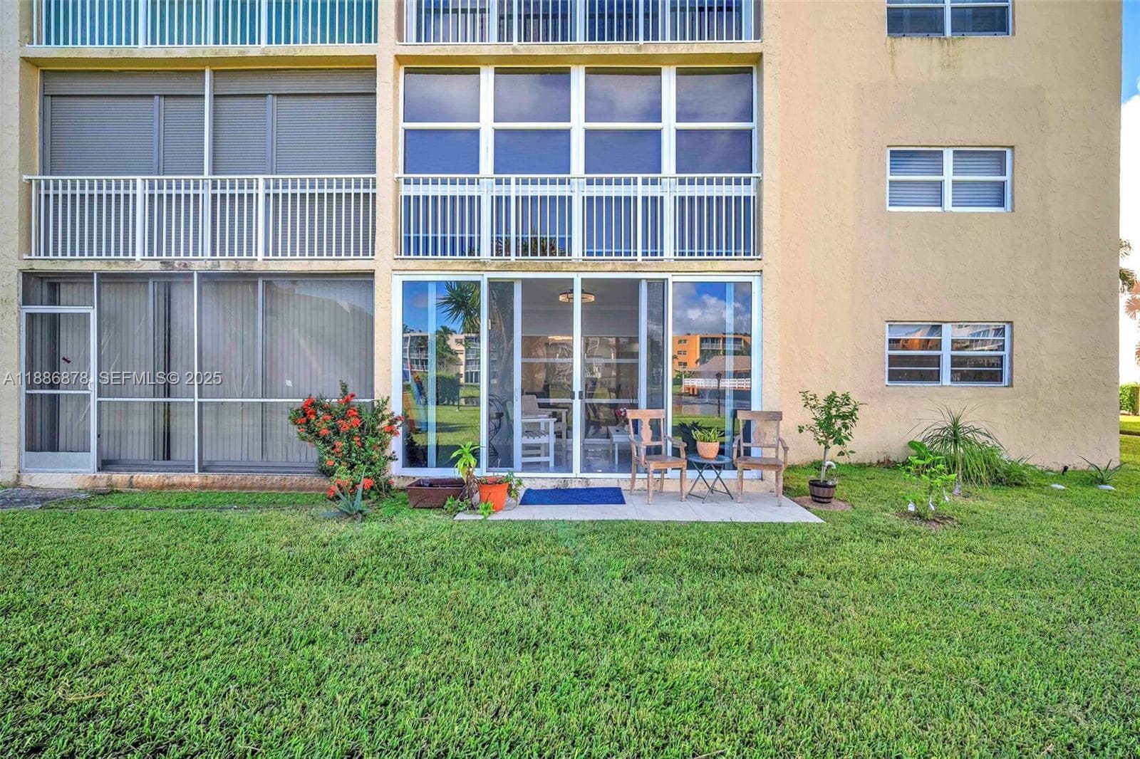 205 SE 11th Terrace 101, Dania Beach, FL 33004 — photo 31 of 43