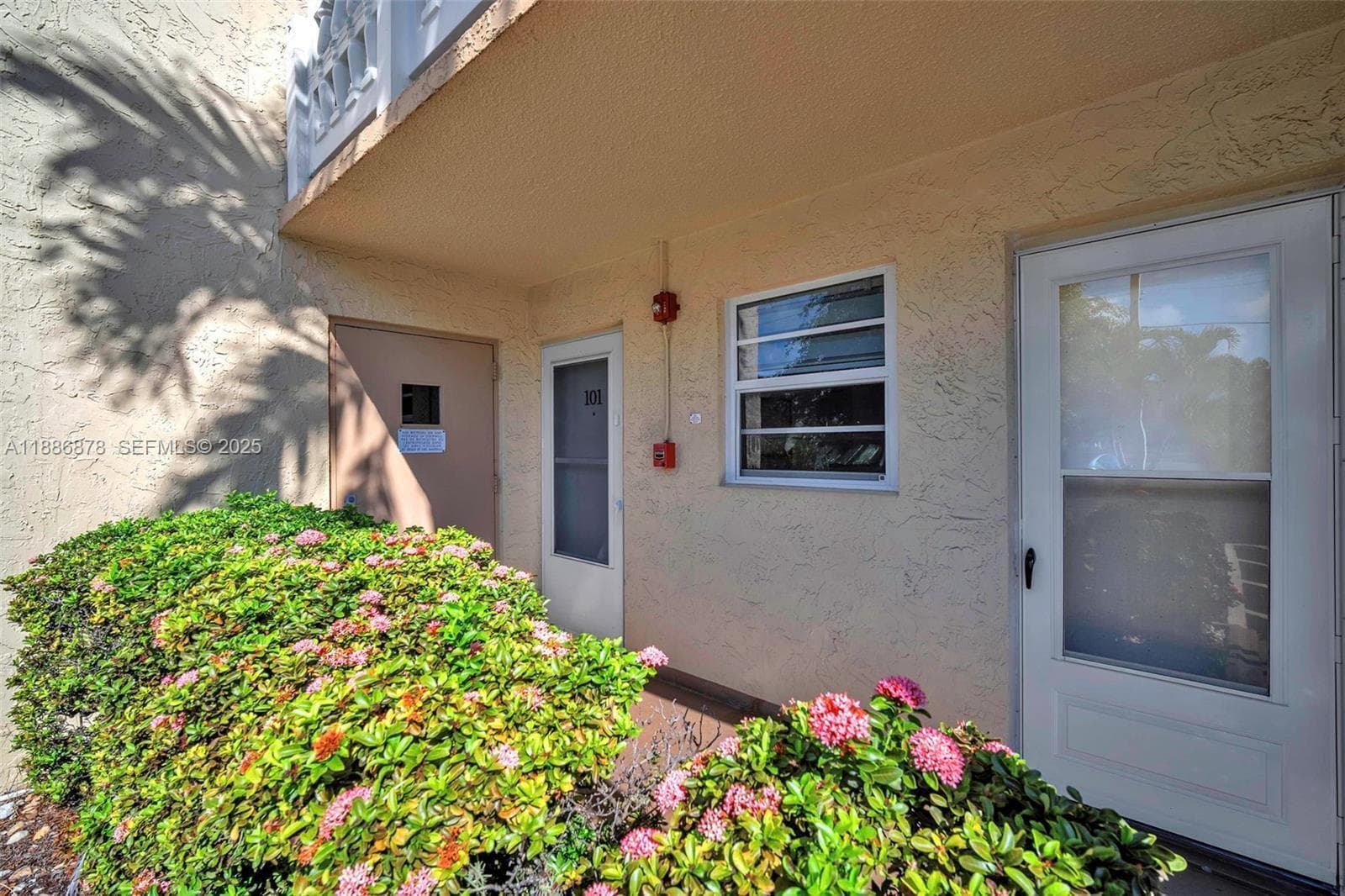 205 SE 11th Terrace 101, Dania Beach, FL 33004 — photo 35 of 43