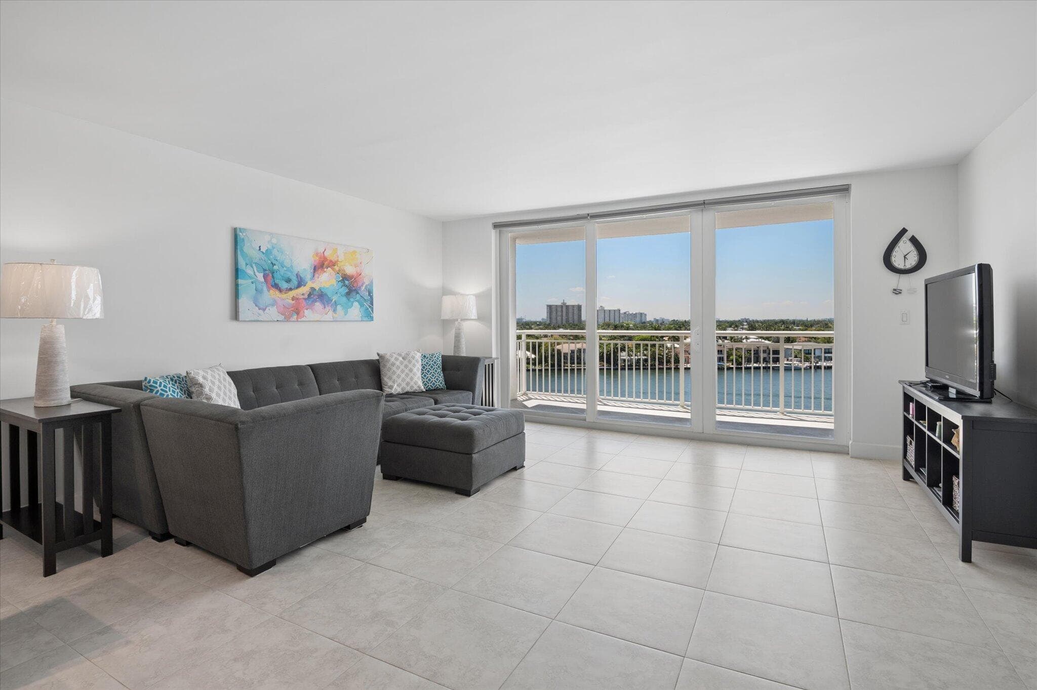 511 Bayshore Drive 802, Fort Lauderdale, FL 33304 — photo 6 of 30
