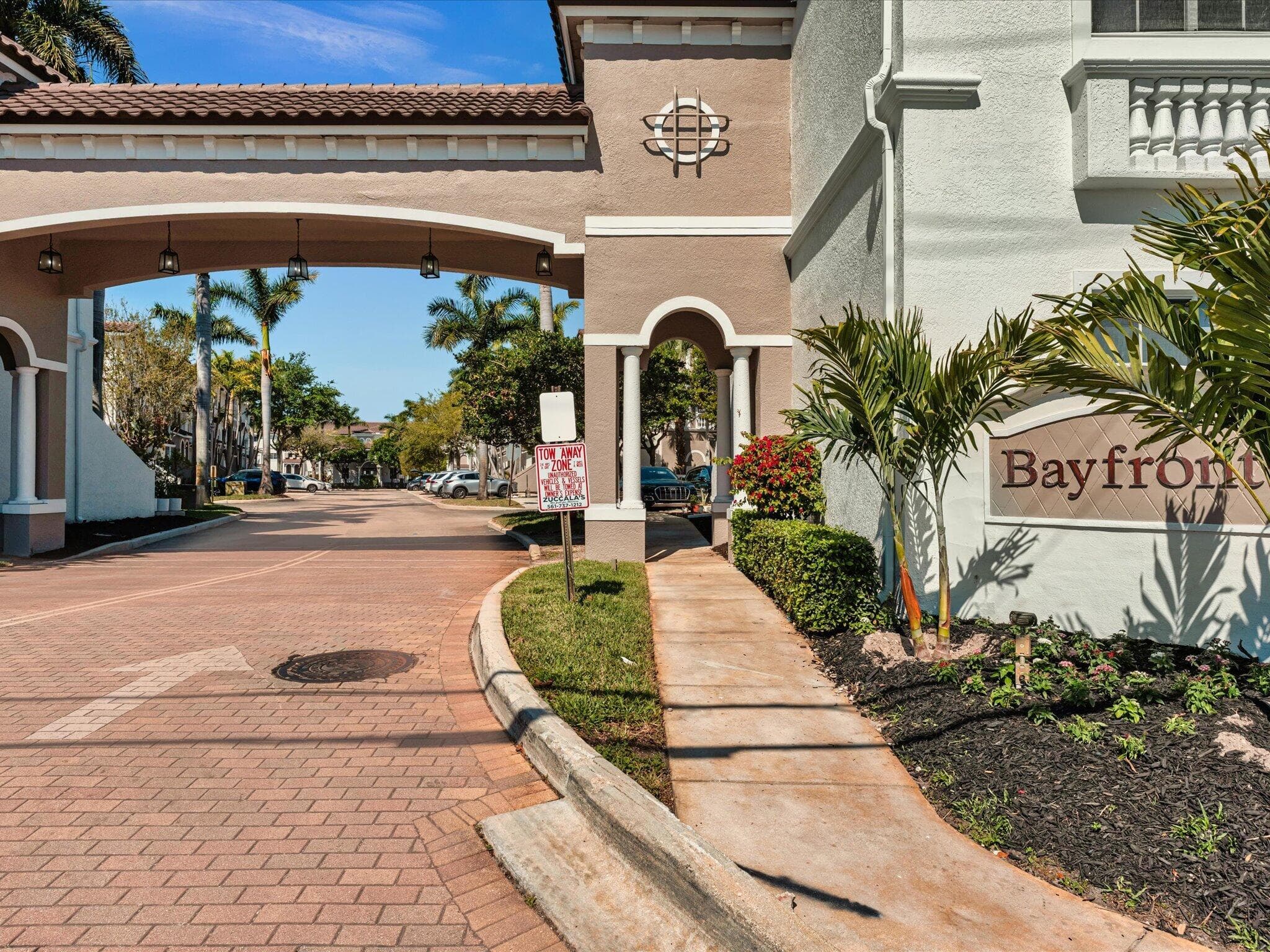 513 Bayfront Drive, Boynton Beach, FL 33435 — photo 3 of 56