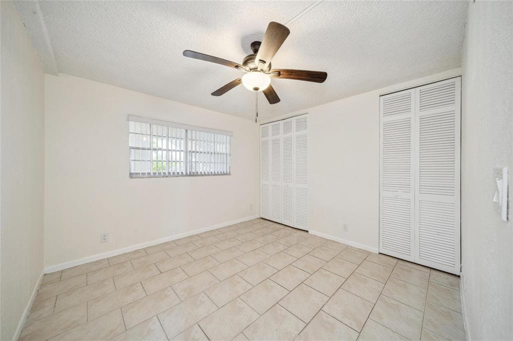 Condominium in Coral Springs — photo 11 of 17