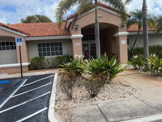 602 Executive Center Drive Unit 105, West Palm Beach, FL 33401 — photo 18 of 25