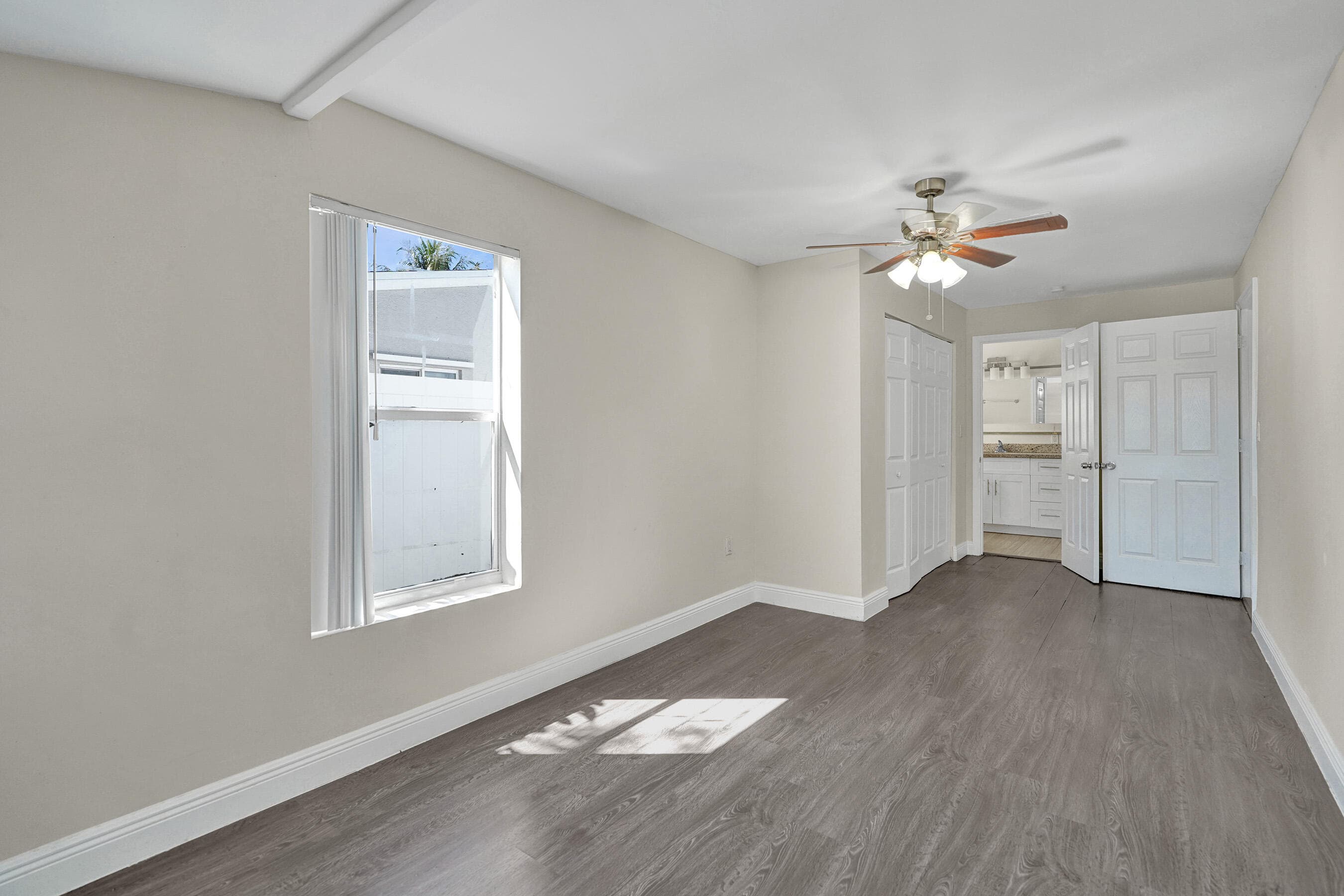131 NE 51st Street, Oakland Park, FL 33334 — photo 13 of 24