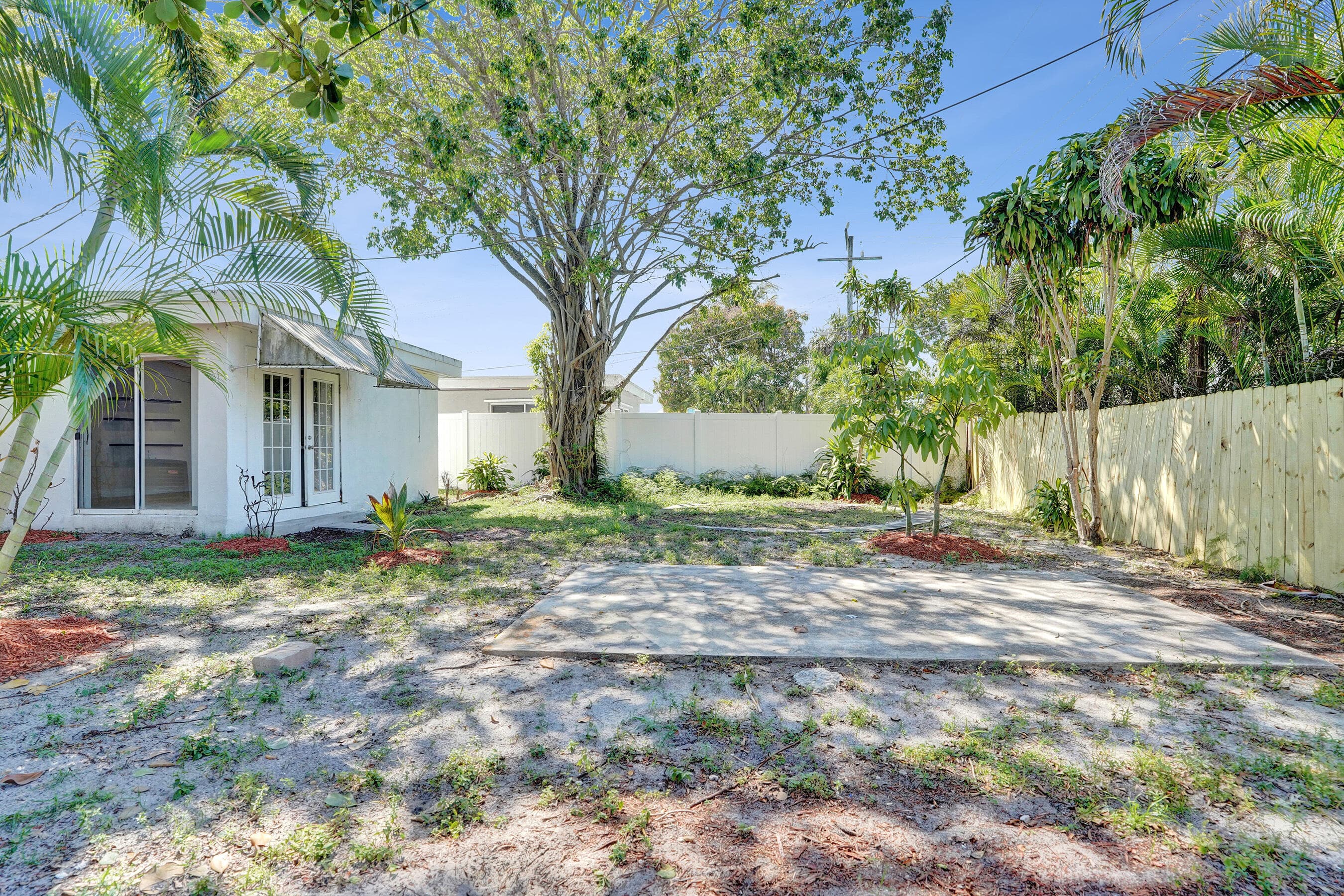131 NE 51st Street, Oakland Park, FL 33334 — photo 23 of 24