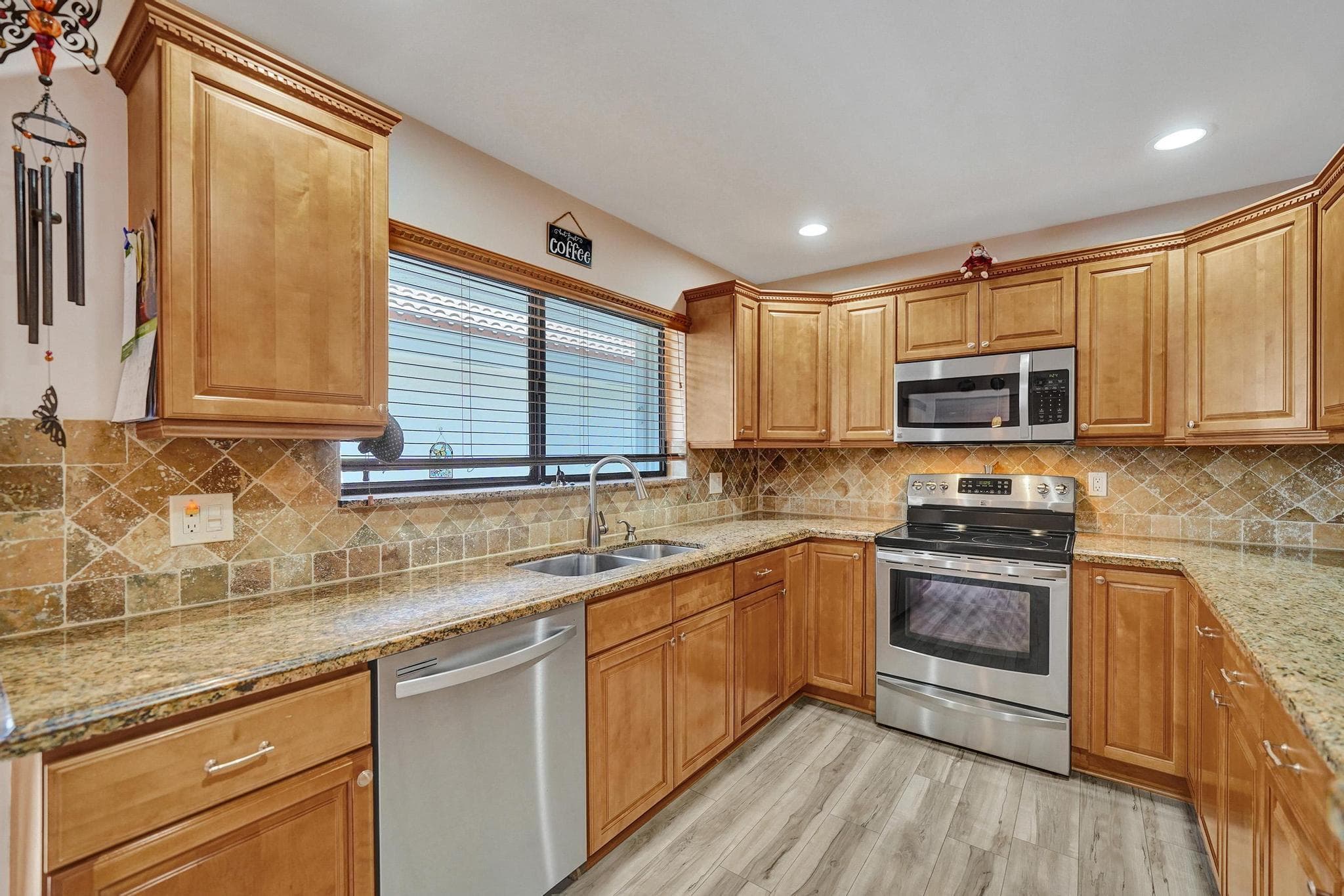 9355 NW 18th Drive, Plantation, FL 33322 — photo 11 of 54