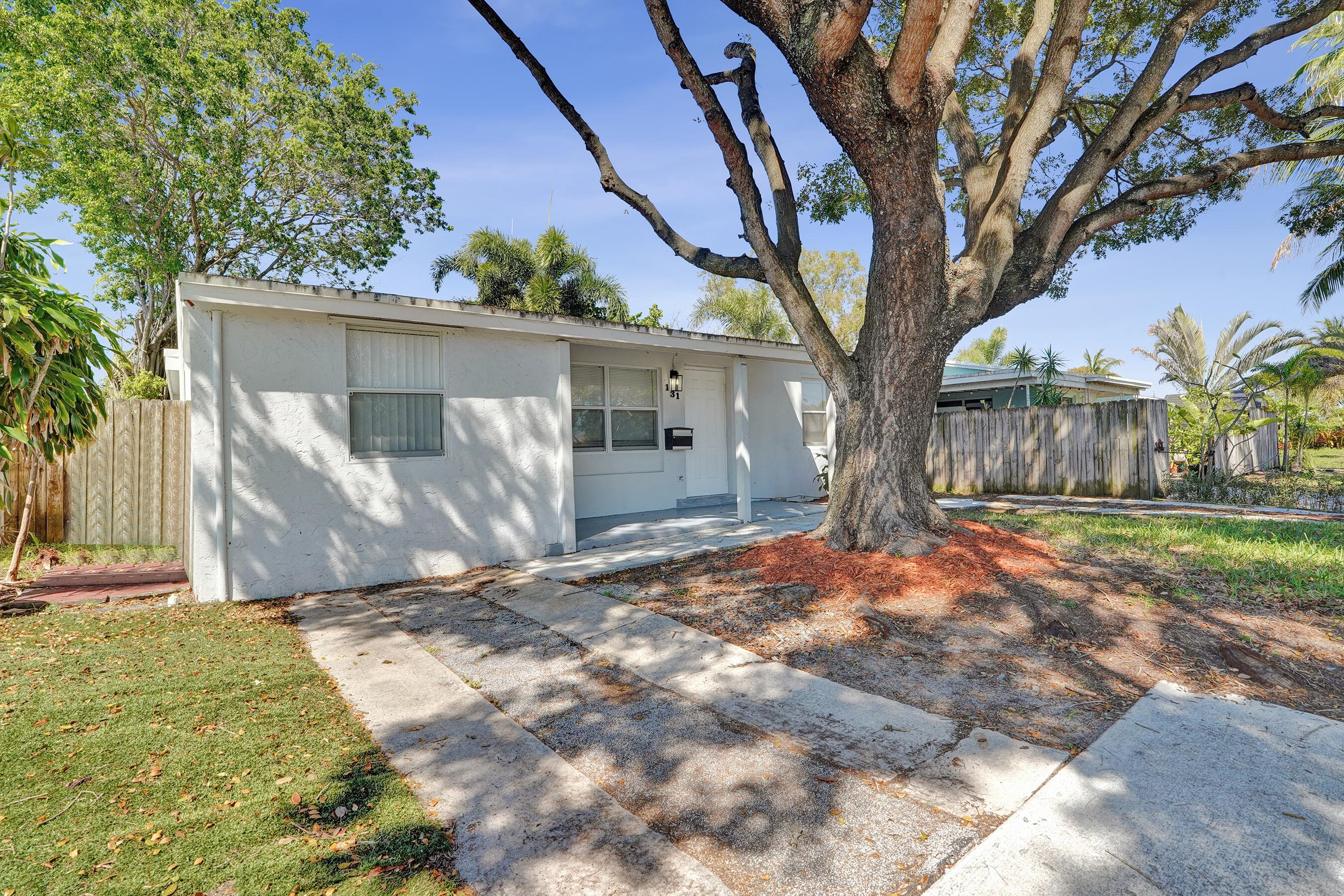 131 NE 51st Street, Oakland Park, FL 33334 — photo 1 of 24