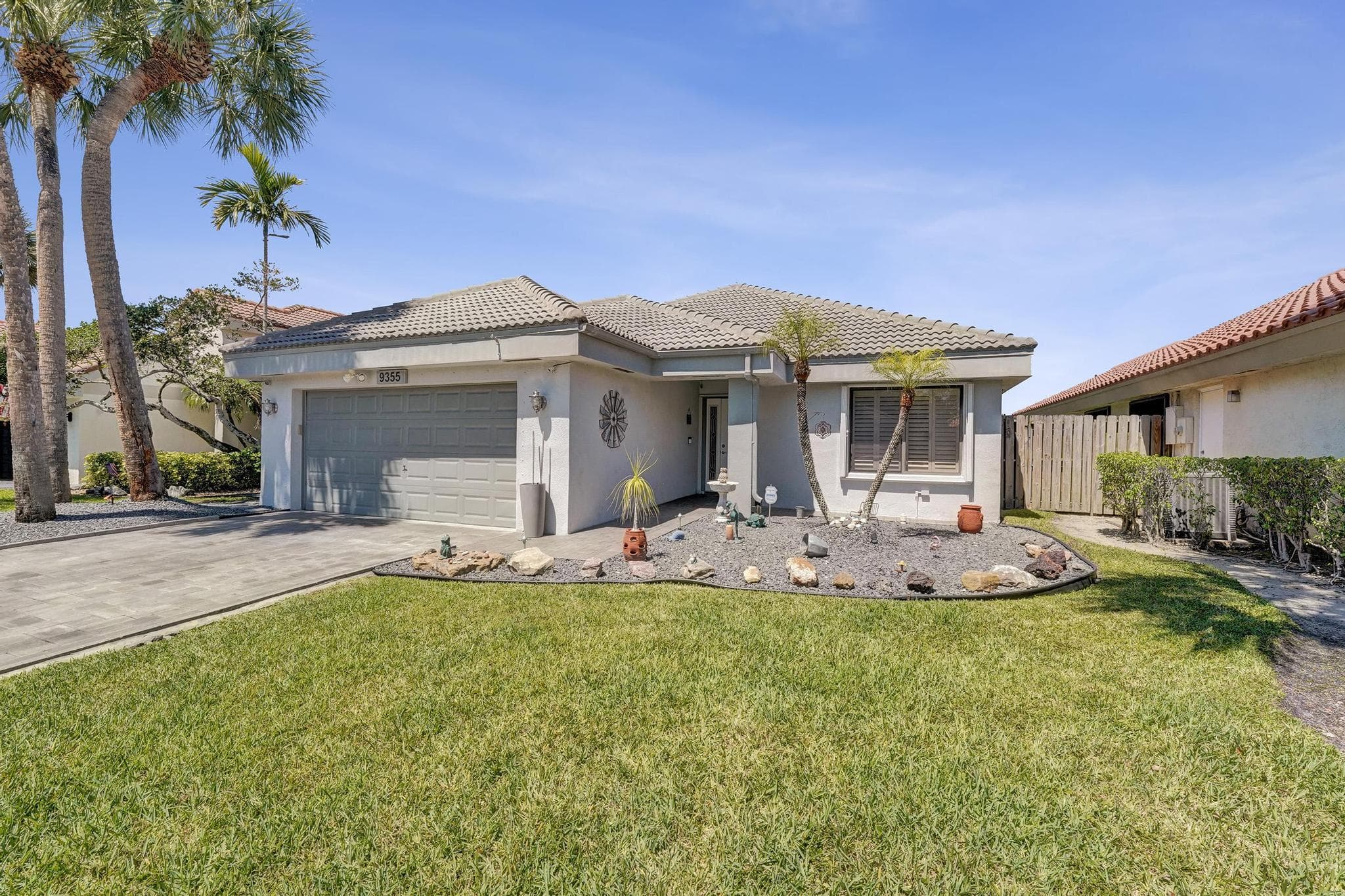 9355 NW 18th Drive, Plantation, FL 33322 — photo 5 of 54