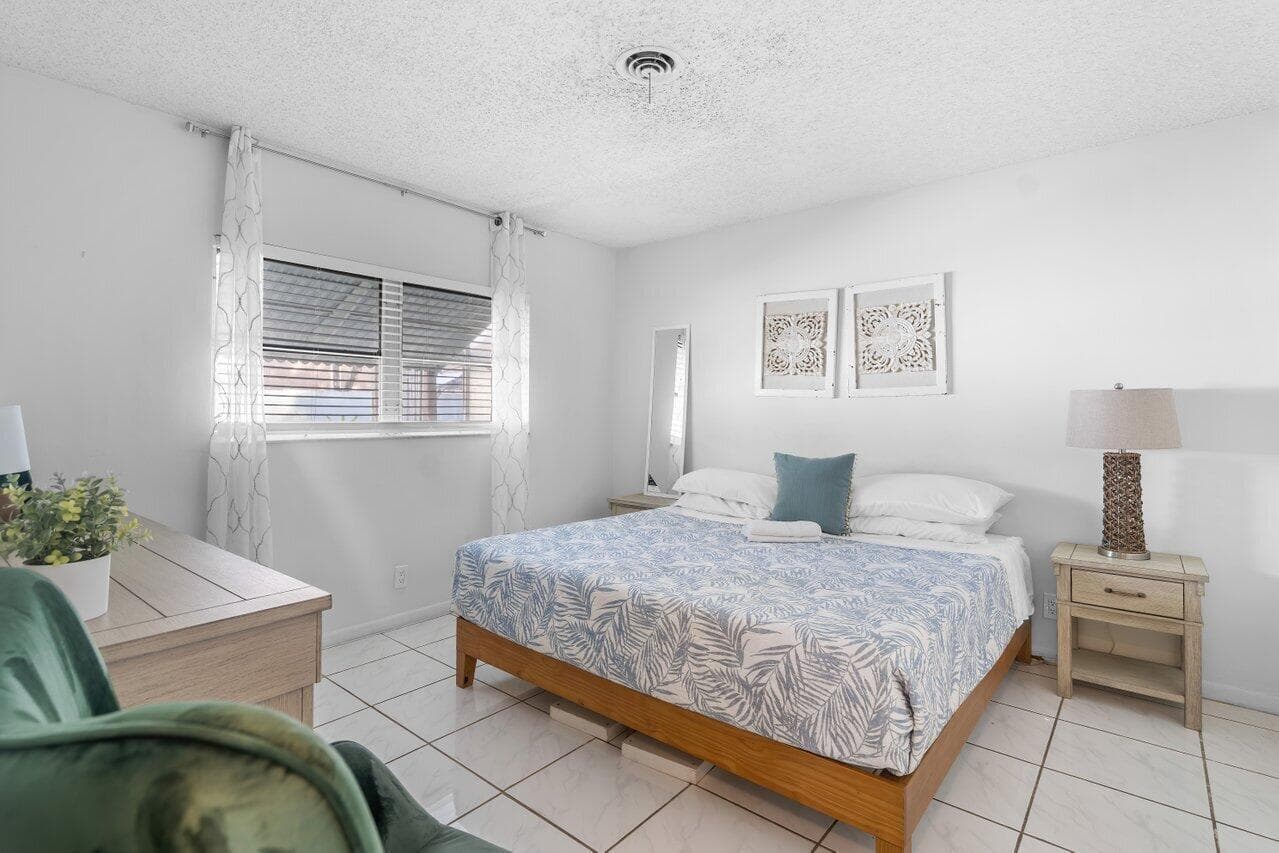 262 SE 9th Avenue 1-4, Deerfield Beach, FL 33441 — photo 10 of 50