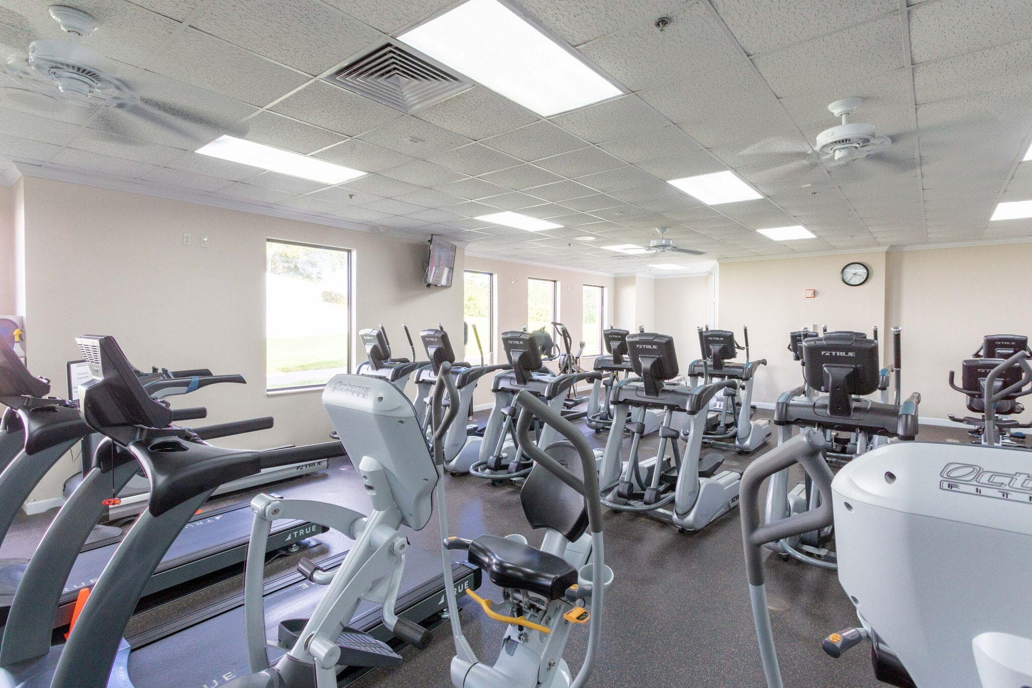 2005 Newport G, Deerfield Beach, FL 33442 — photo 28 of 34