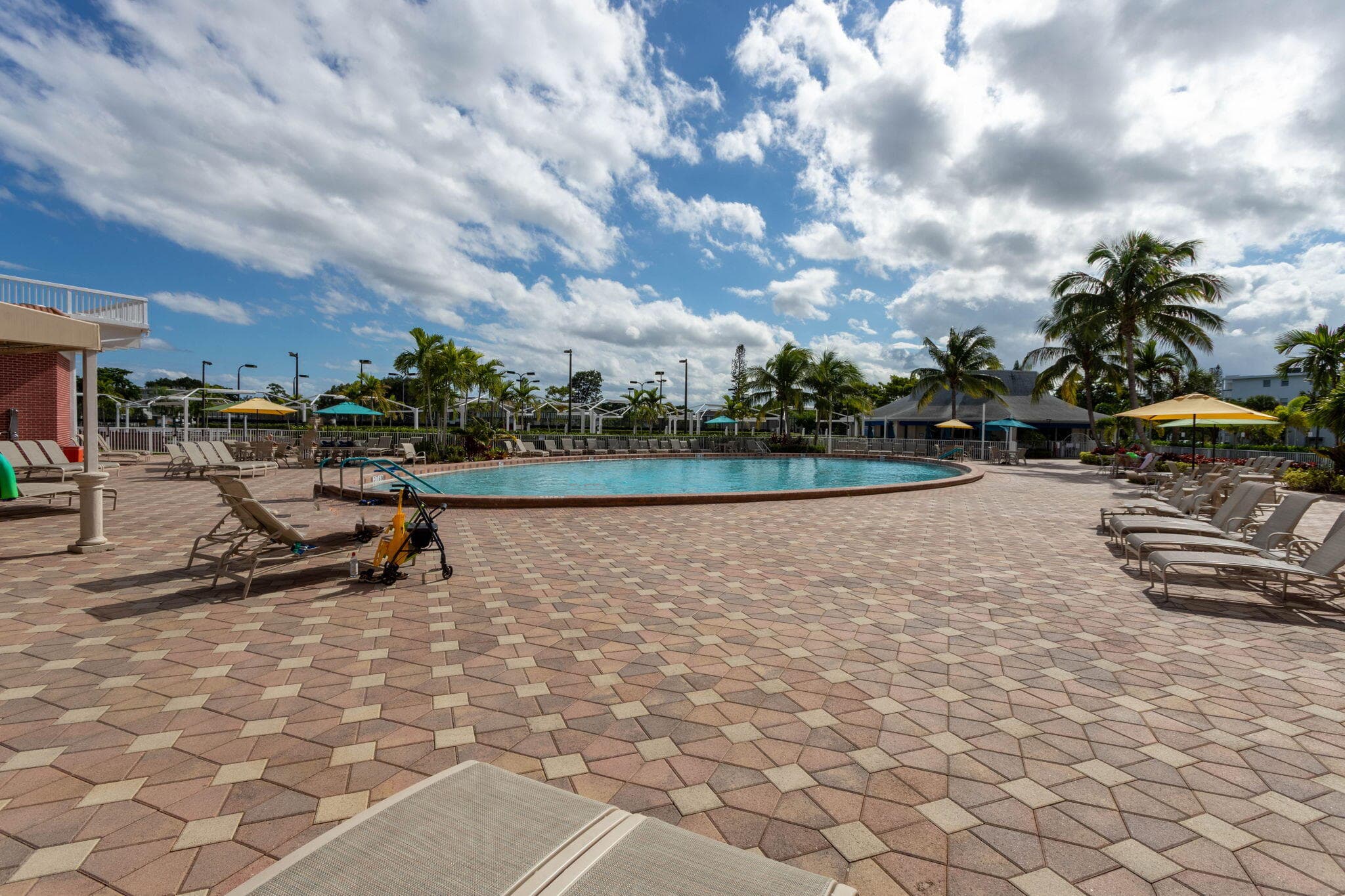 2005 Newport G, Deerfield Beach, FL 33442 — photo 29 of 34