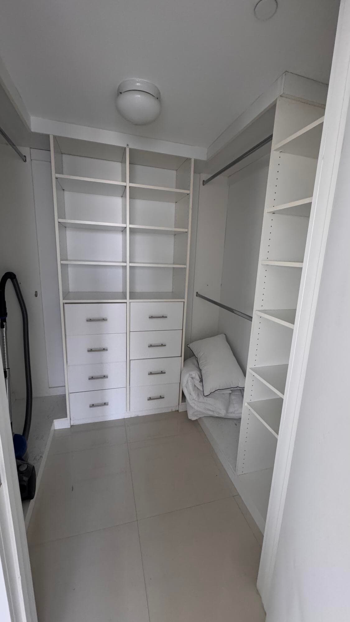 475 Brickell Avenue 4615, Miami, FL 33131 — photo 12 of 13