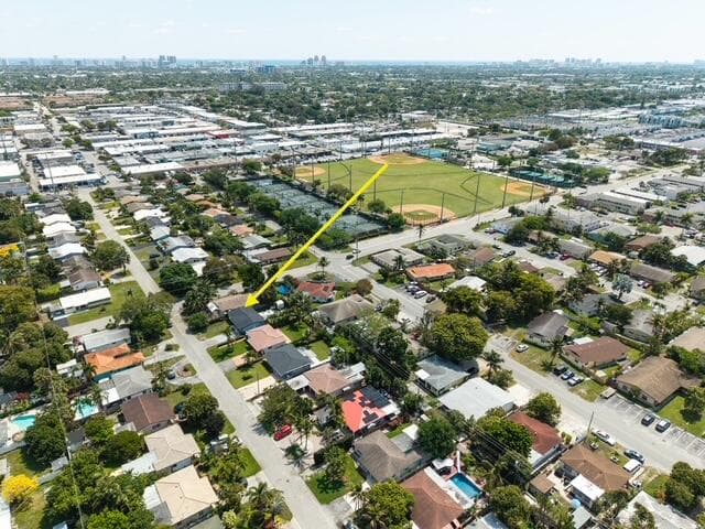 270 NE 42nd Street, Oakland Park, FL 33334 — photo 29 of 31