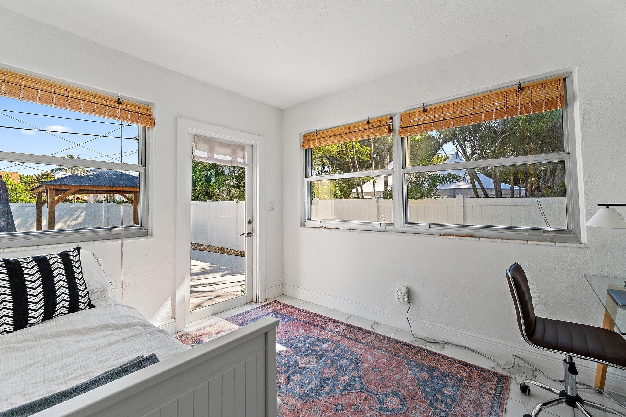 423 Avenida Alegre, West Palm Beach, FL 33405 — photo 28 of 35