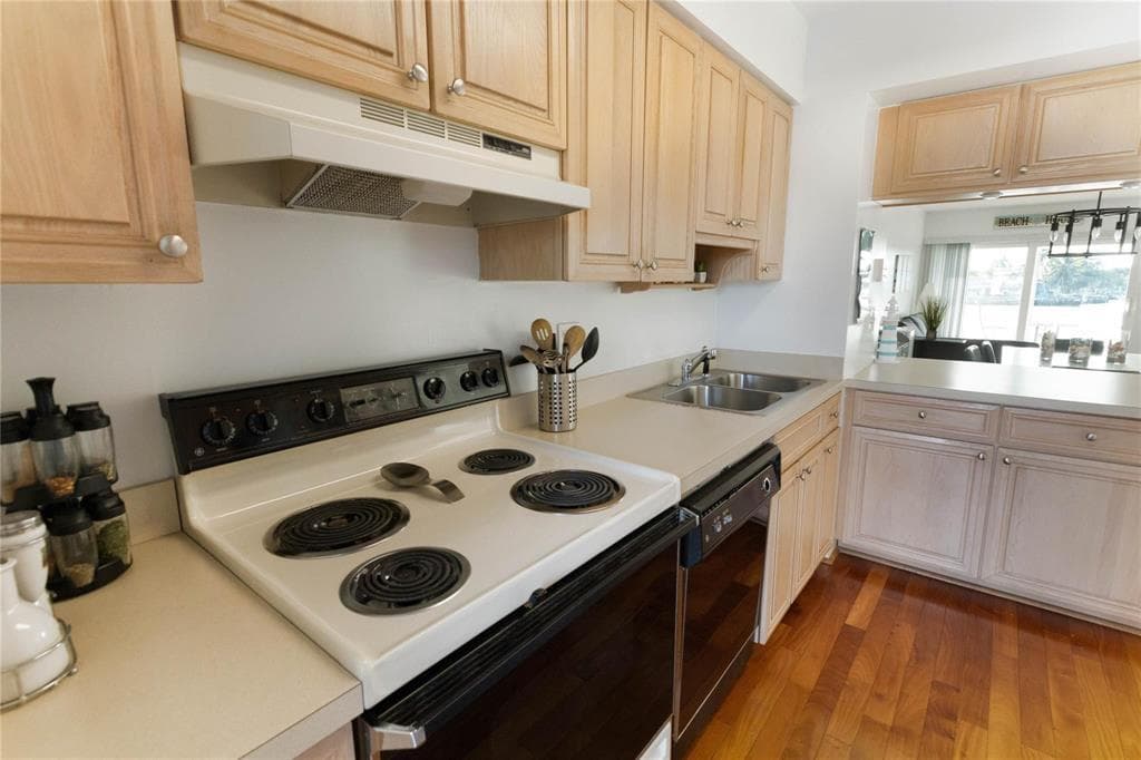750 Pine Drive 11, Pompano Beach, FL 33060 — photo 9 of 22