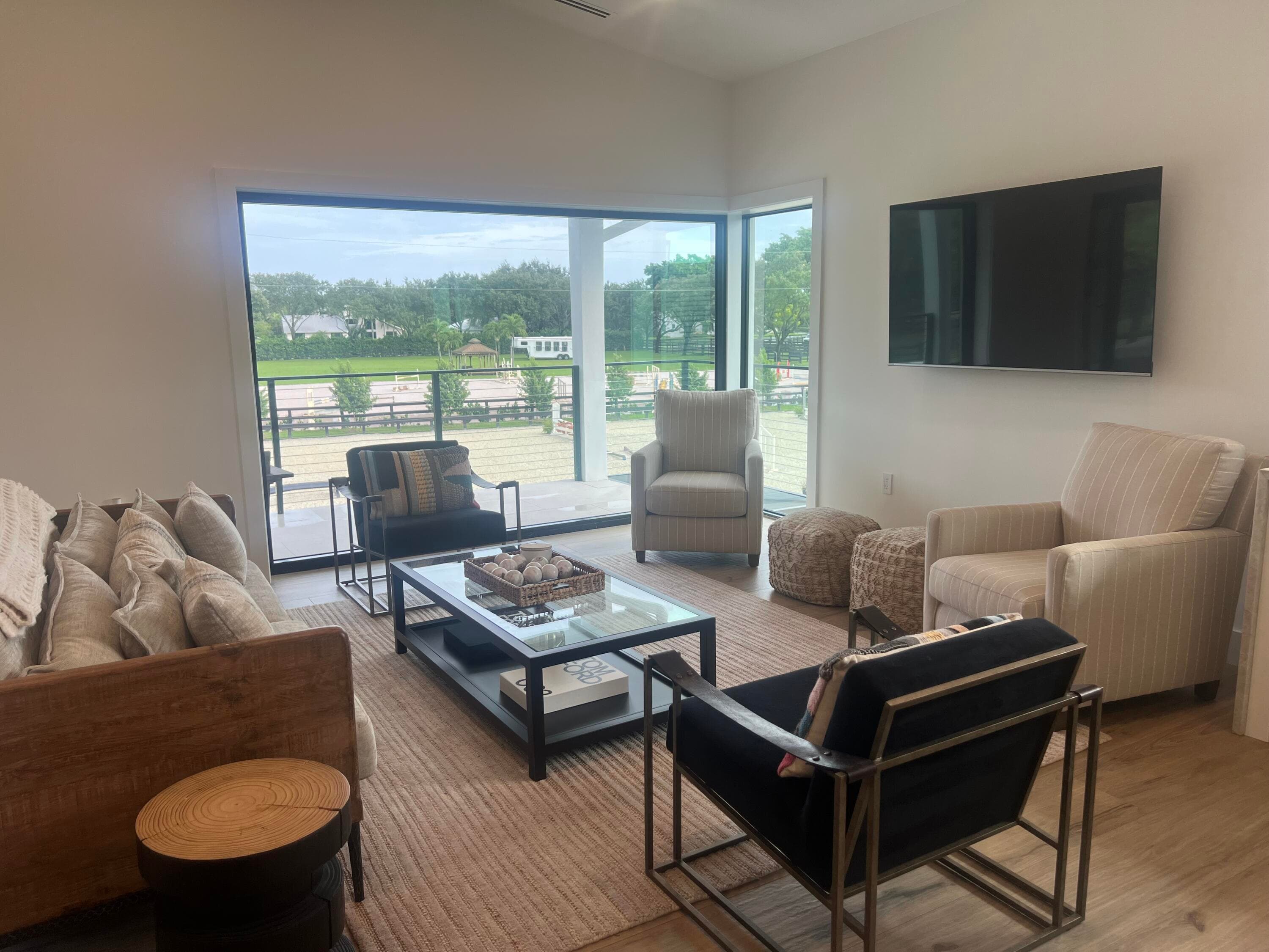 14322 Draft Horse Lane Barn Studio, Wellington, FL 33414 — photo 2 of 7