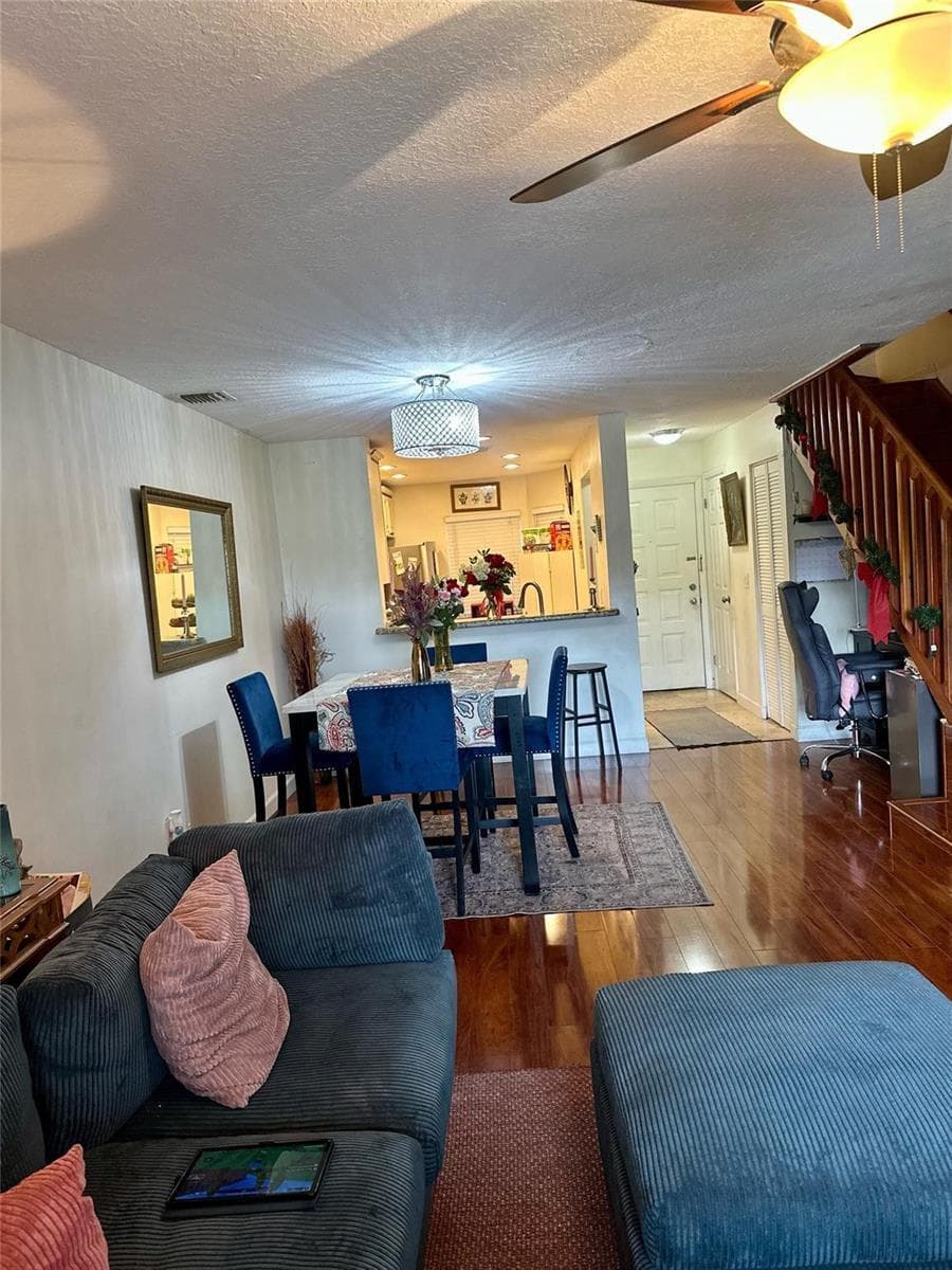 2058 Champions Way 2058, North Lauderdale, FL 33068 — photo 7 of 29