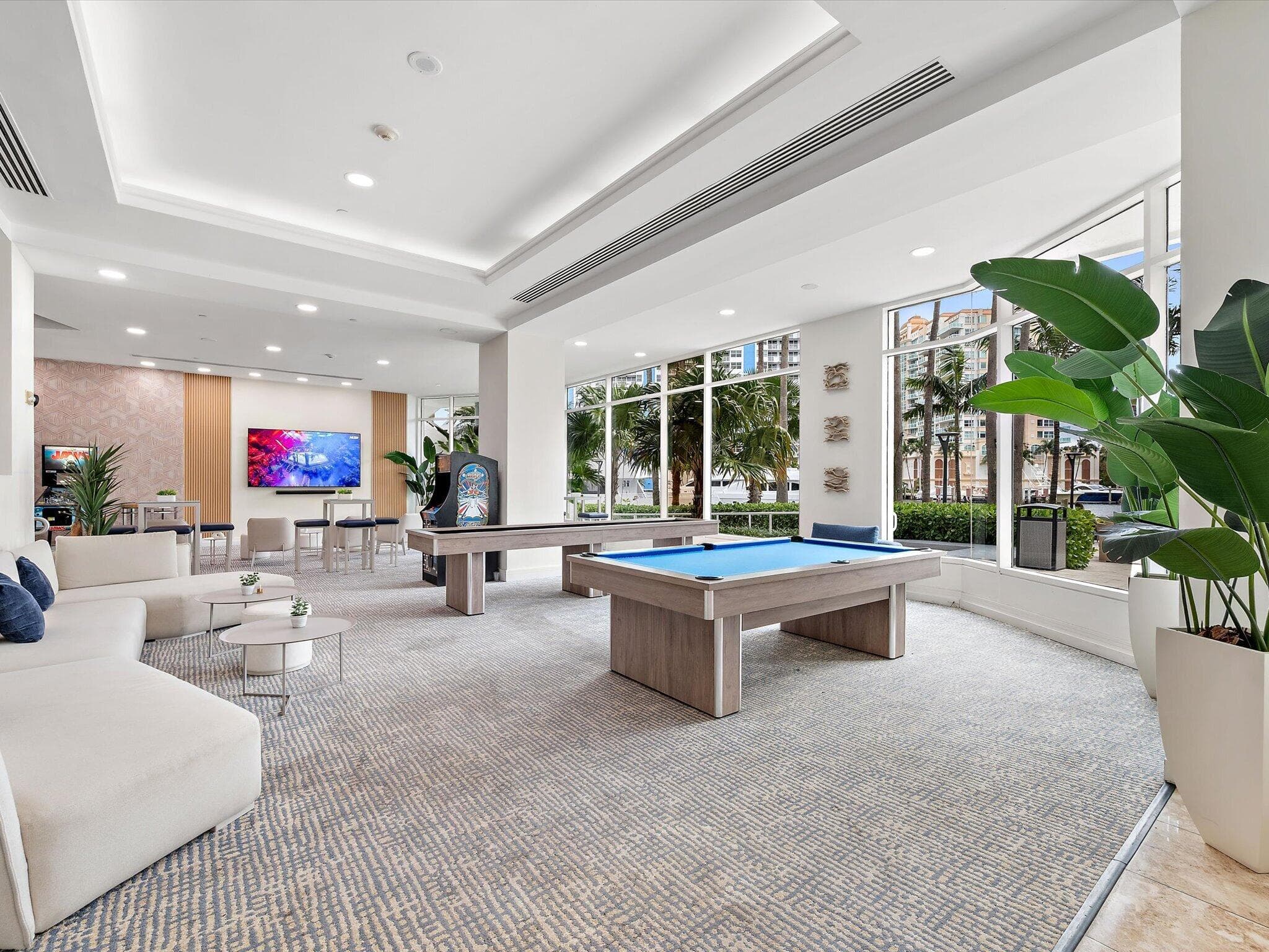 2670 E Sunrise Boulevard 703, Fort Lauderdale, FL 33304 — photo 5 of 35