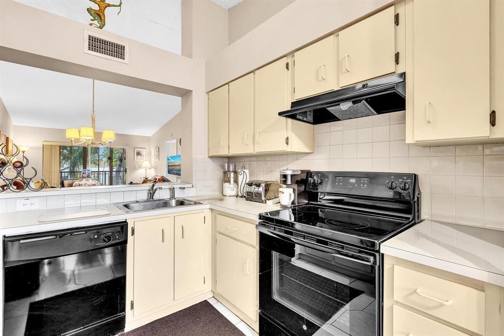 7235 S Devon Drive 209, Tamarac, FL 33321 — photo 10 of 71