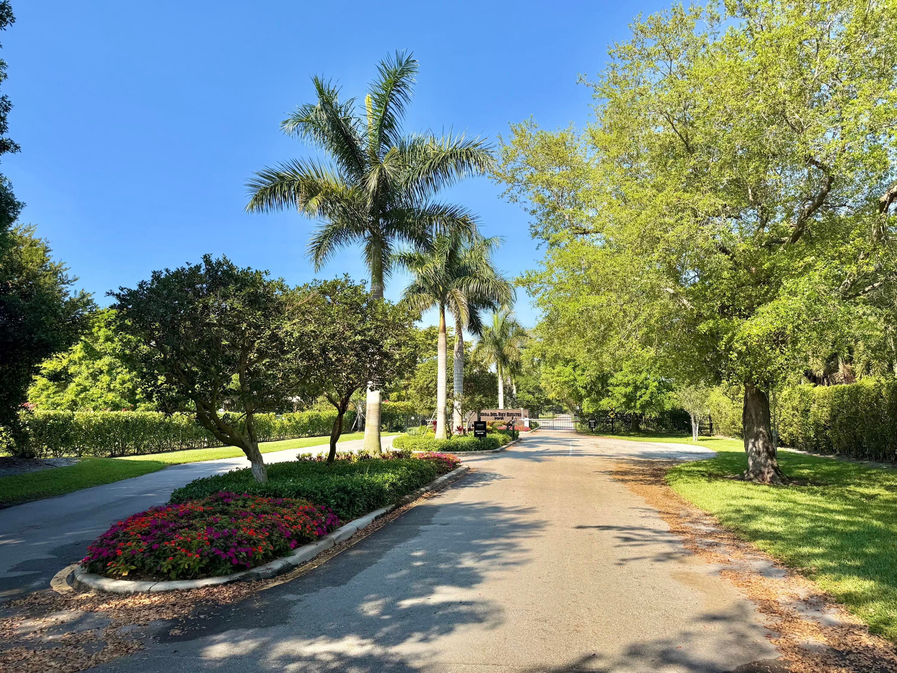 10245 La Reina Road, Delray Beach, FL 33446 — photo 3 of 24