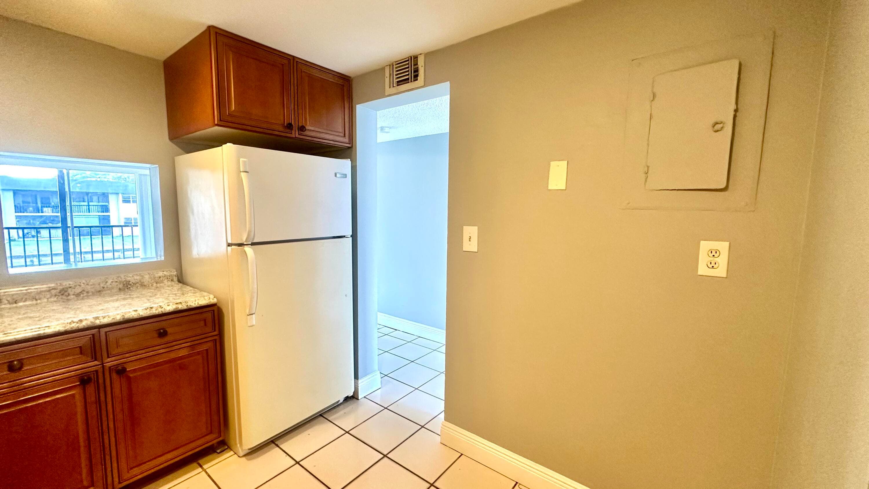 8040 N Colony Circle Unit 207, Tamarac, FL 33321 — photo 10 of 16