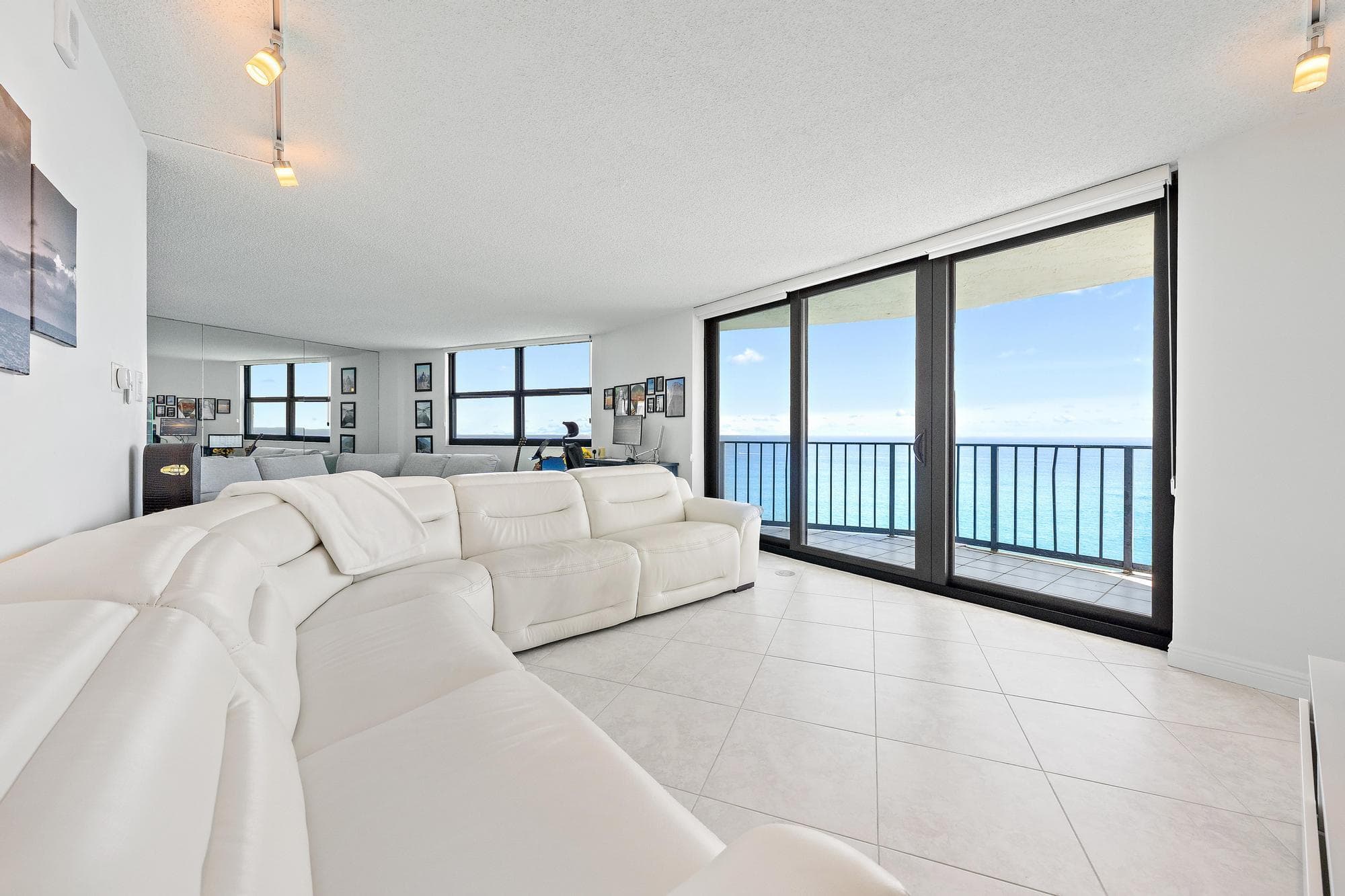 5420 N Ocean Drive Ph2, Riviera Beach, FL 33404 — photo 5 of 34