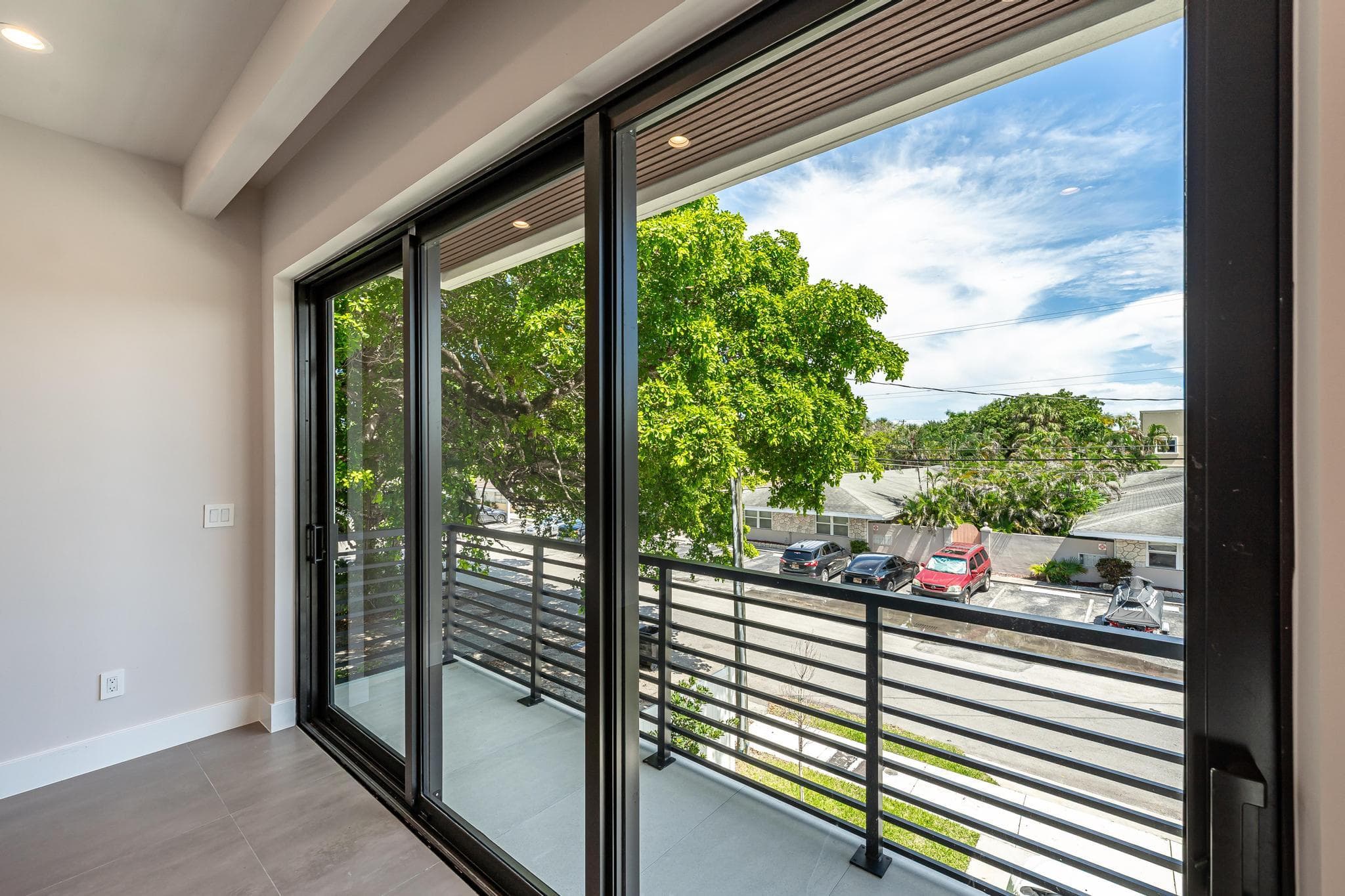 919 NE 17th Terrace A, Fort Lauderdale, FL 33304 — photo 31 of 45