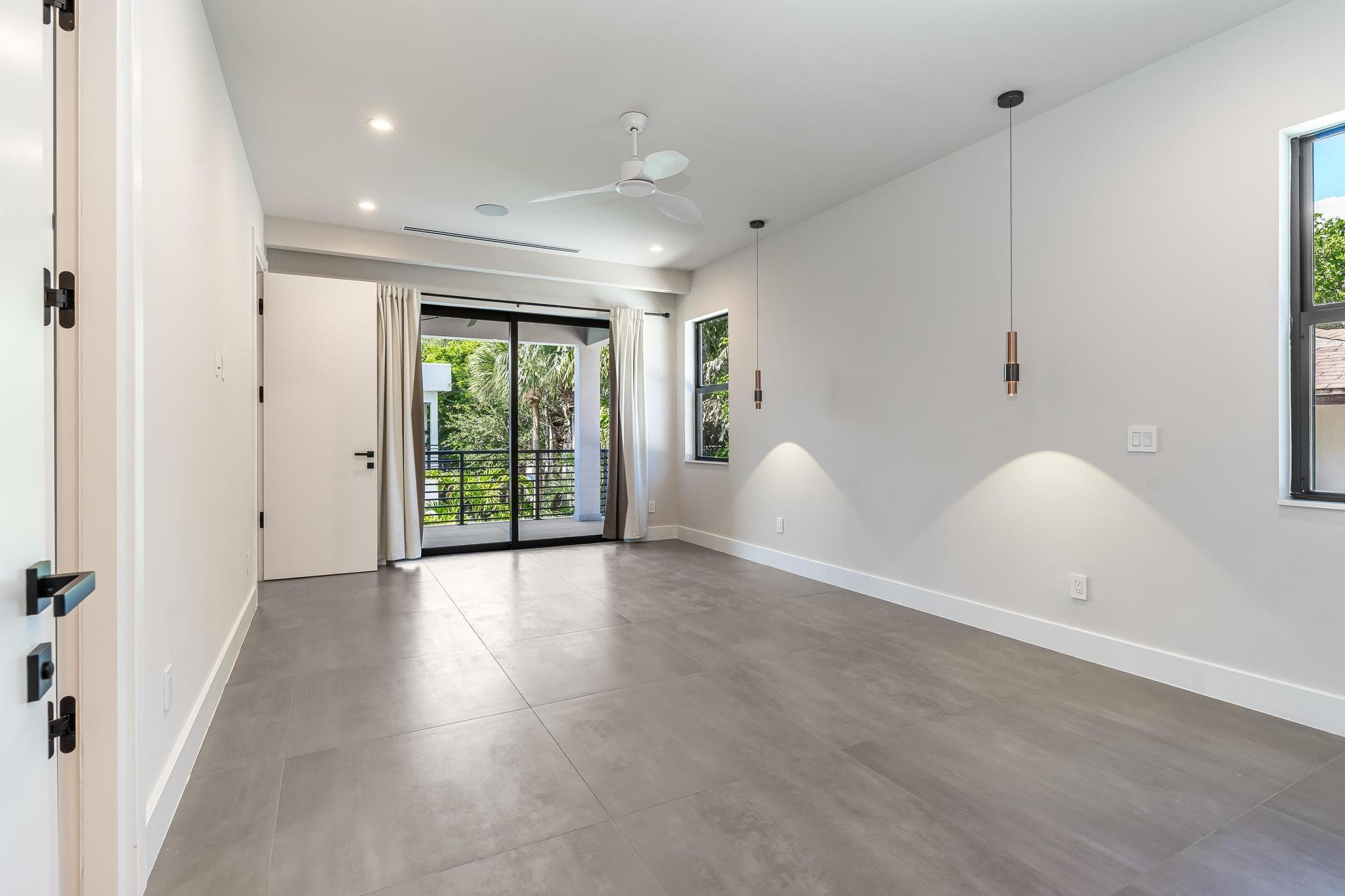 919 NE 17th Terrace A, Fort Lauderdale, FL 33304 — photo 14 of 45