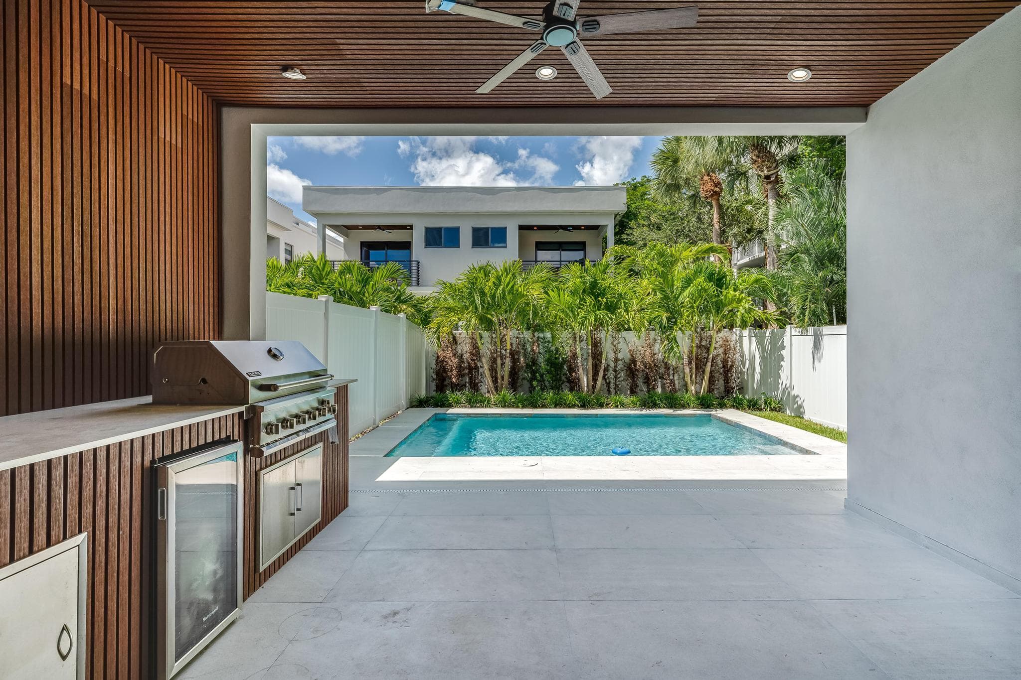 919 NE 17th Terrace A, Fort Lauderdale, FL 33304 — photo 34 of 45