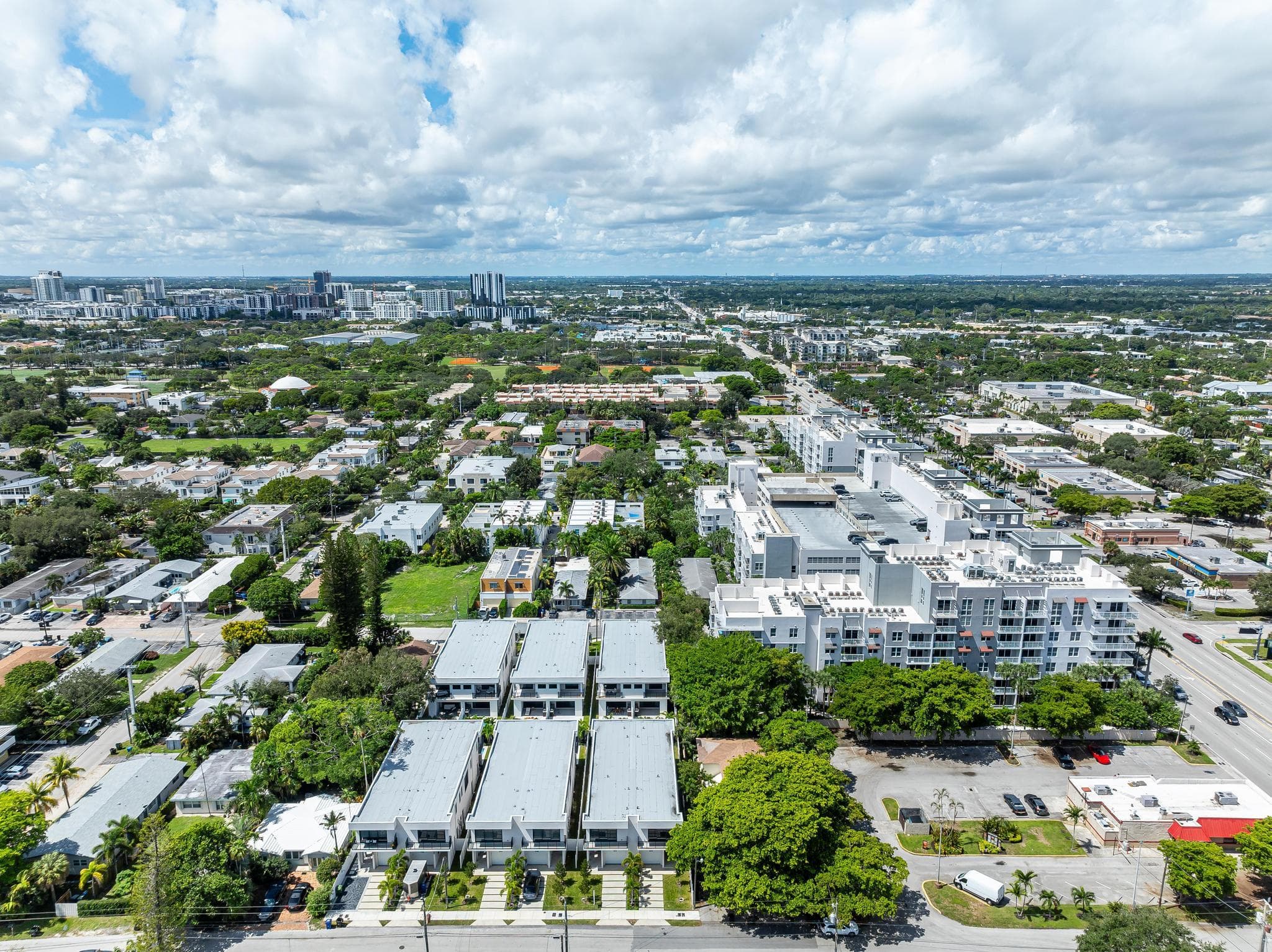 919 NE 17th Terrace A, Fort Lauderdale, FL 33304 — photo 41 of 45