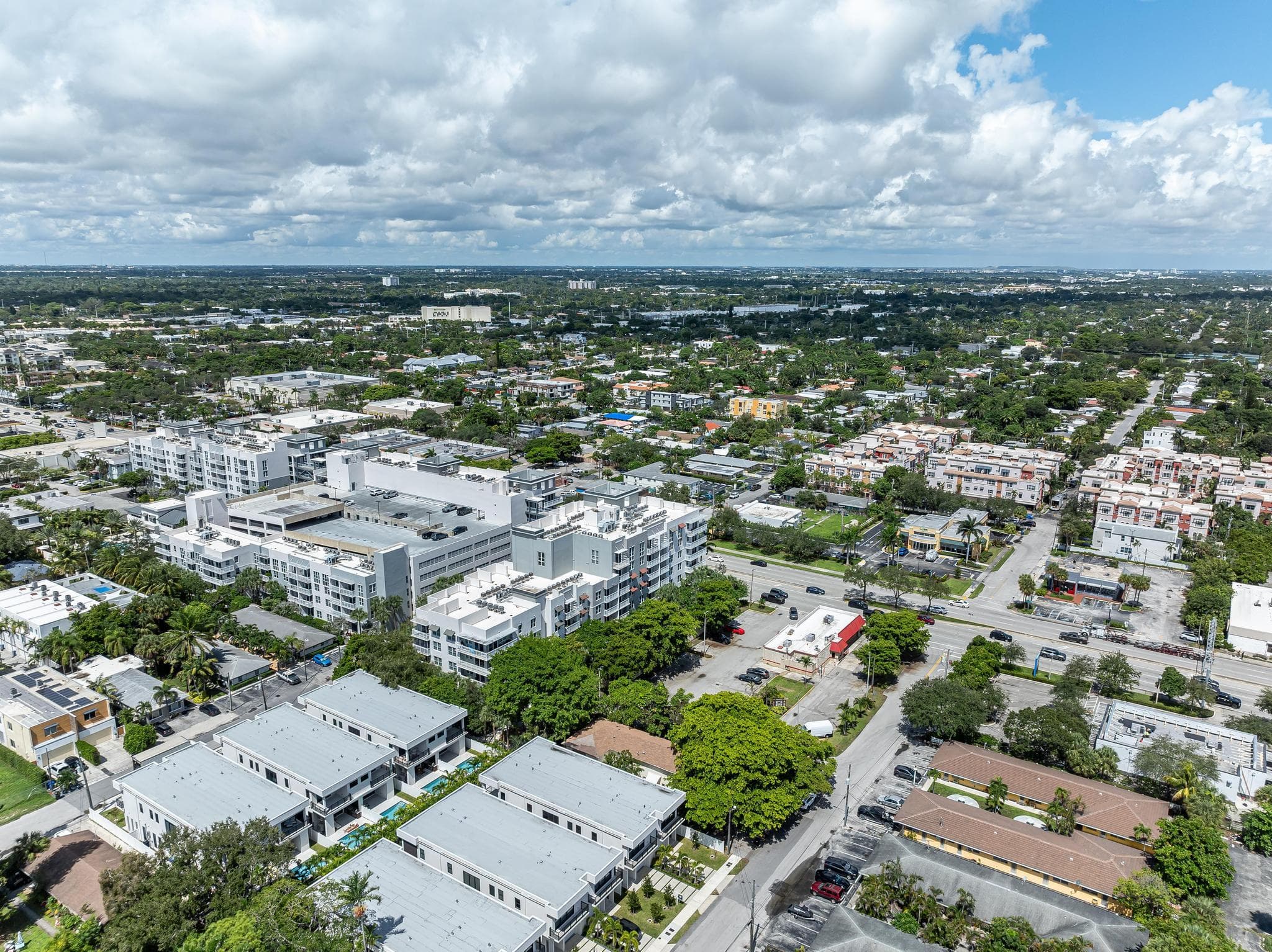 919 NE 17th Terrace A, Fort Lauderdale, FL 33304 — photo 42 of 45