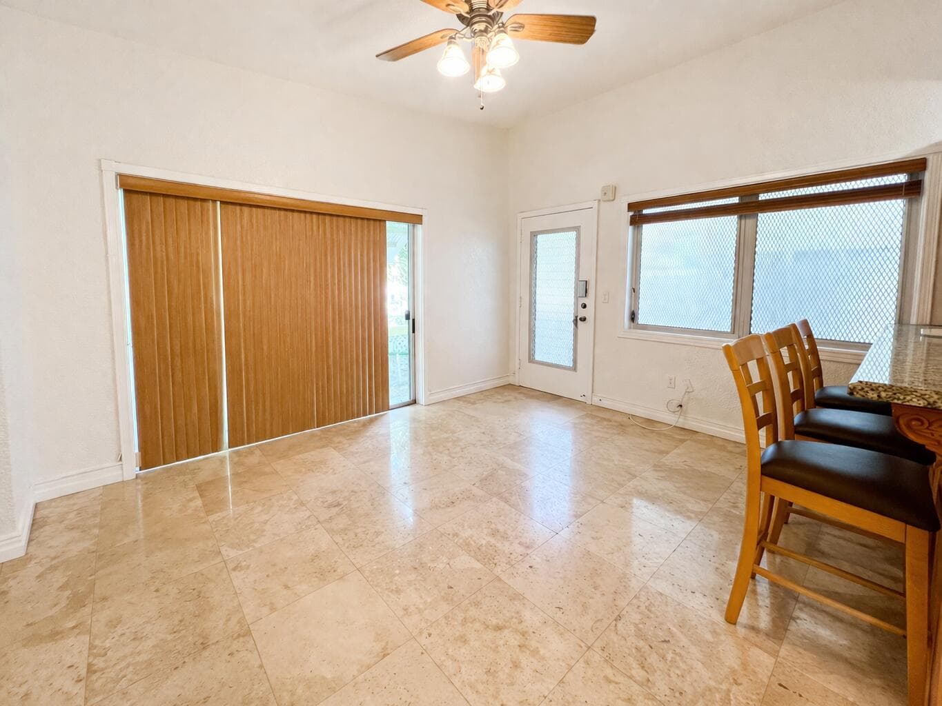 655 Meridian Avenue 24, Miami Beach, FL 33139 — photo 7 of 9