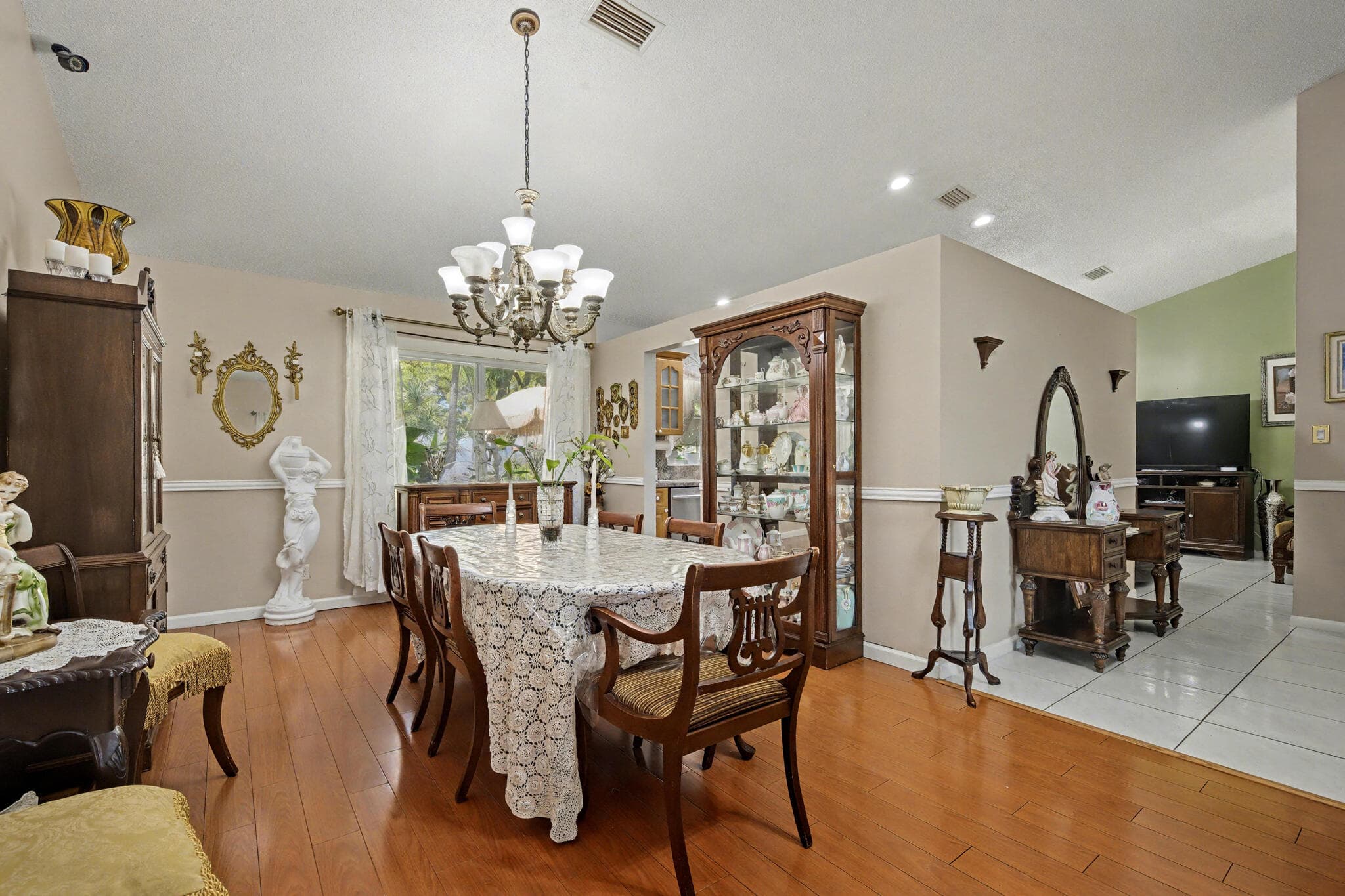 1340 SW 75th Avenue, North Lauderdale, FL 33068 — photo 10 of 27