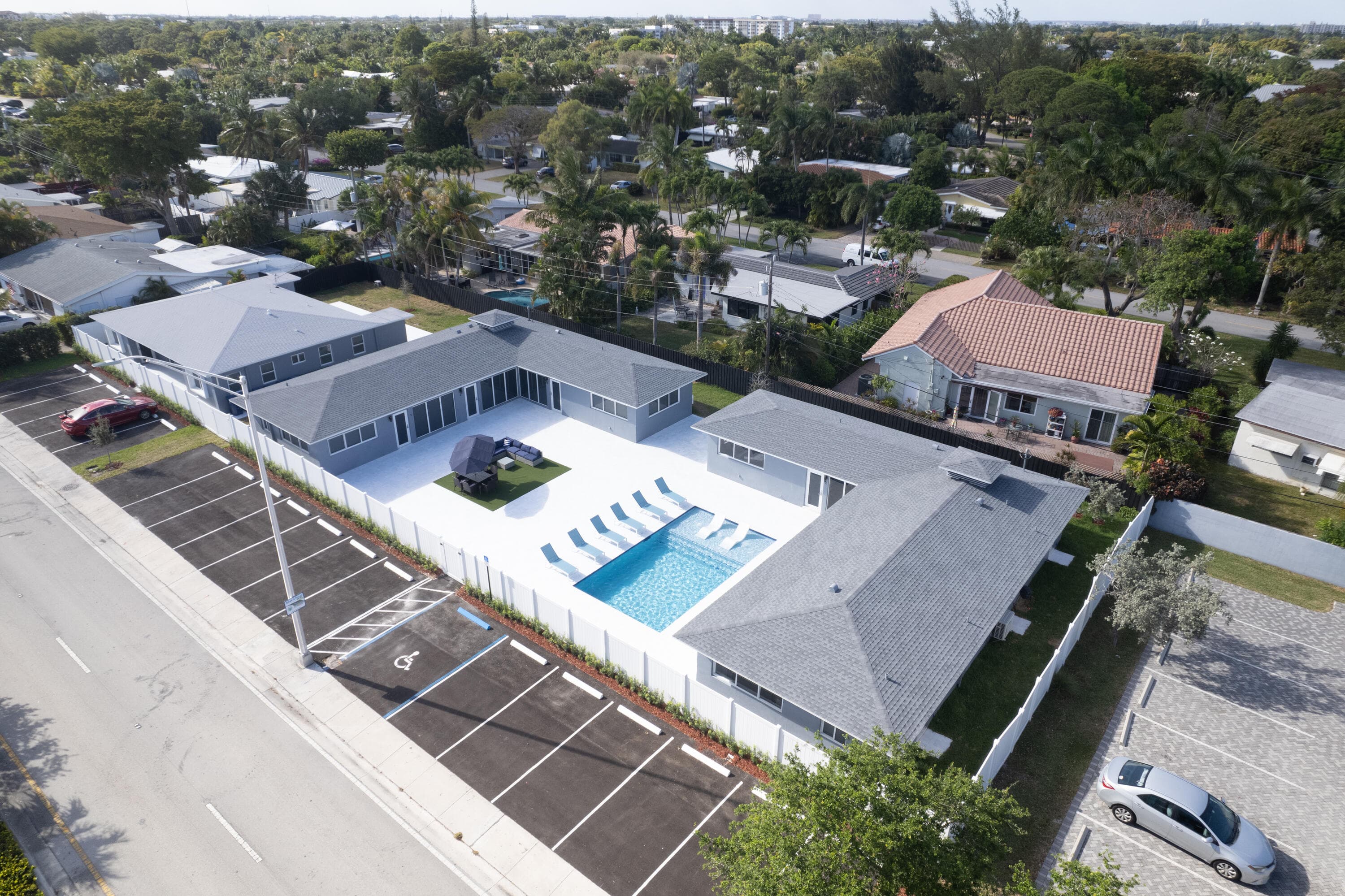 2009 NE 26th Street, Wilton Manors, FL 33305 — photo 3 of 63