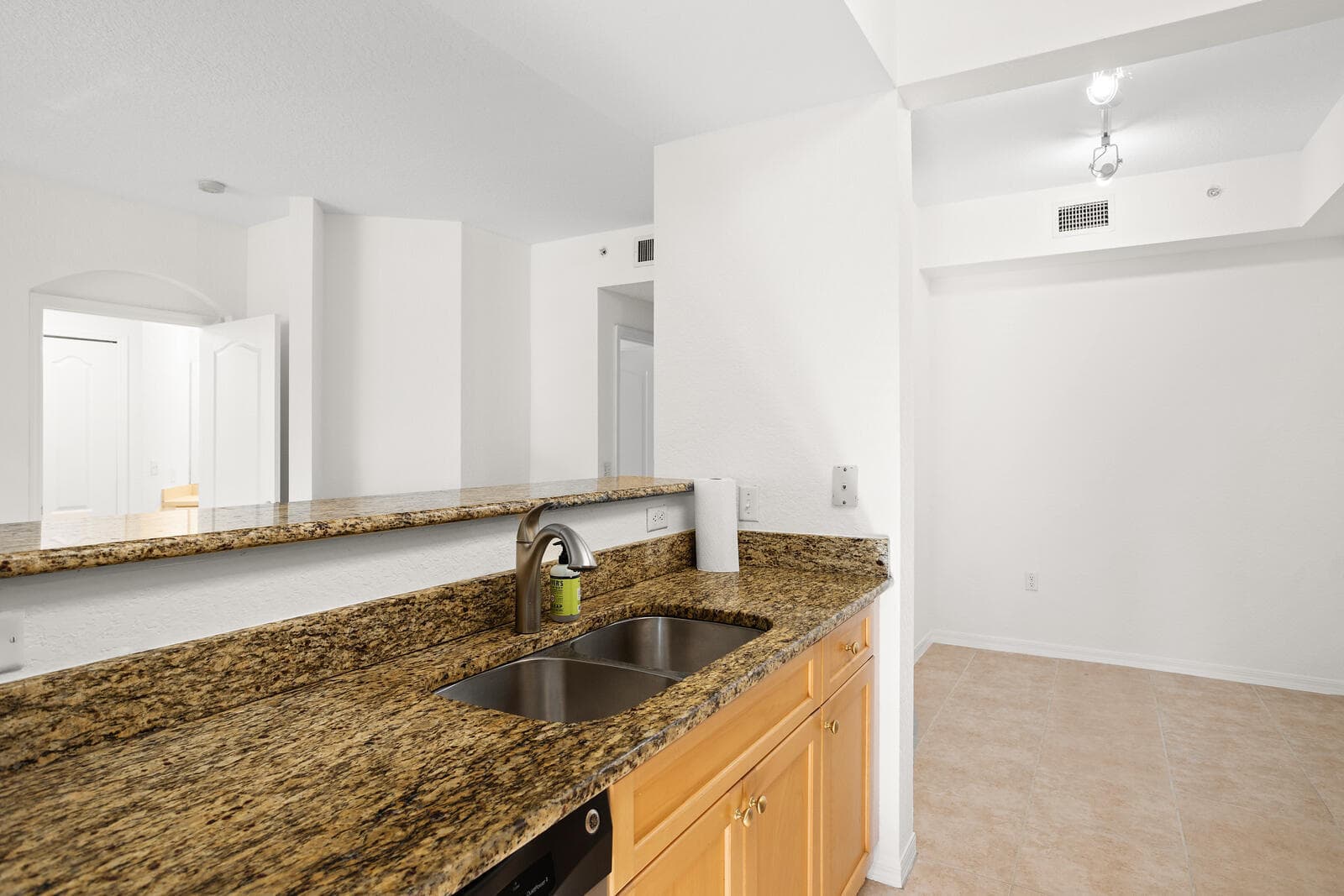 11012 Legacy Drive 104, Palm Beach Gardens, FL 33410 — photo 10 of 31